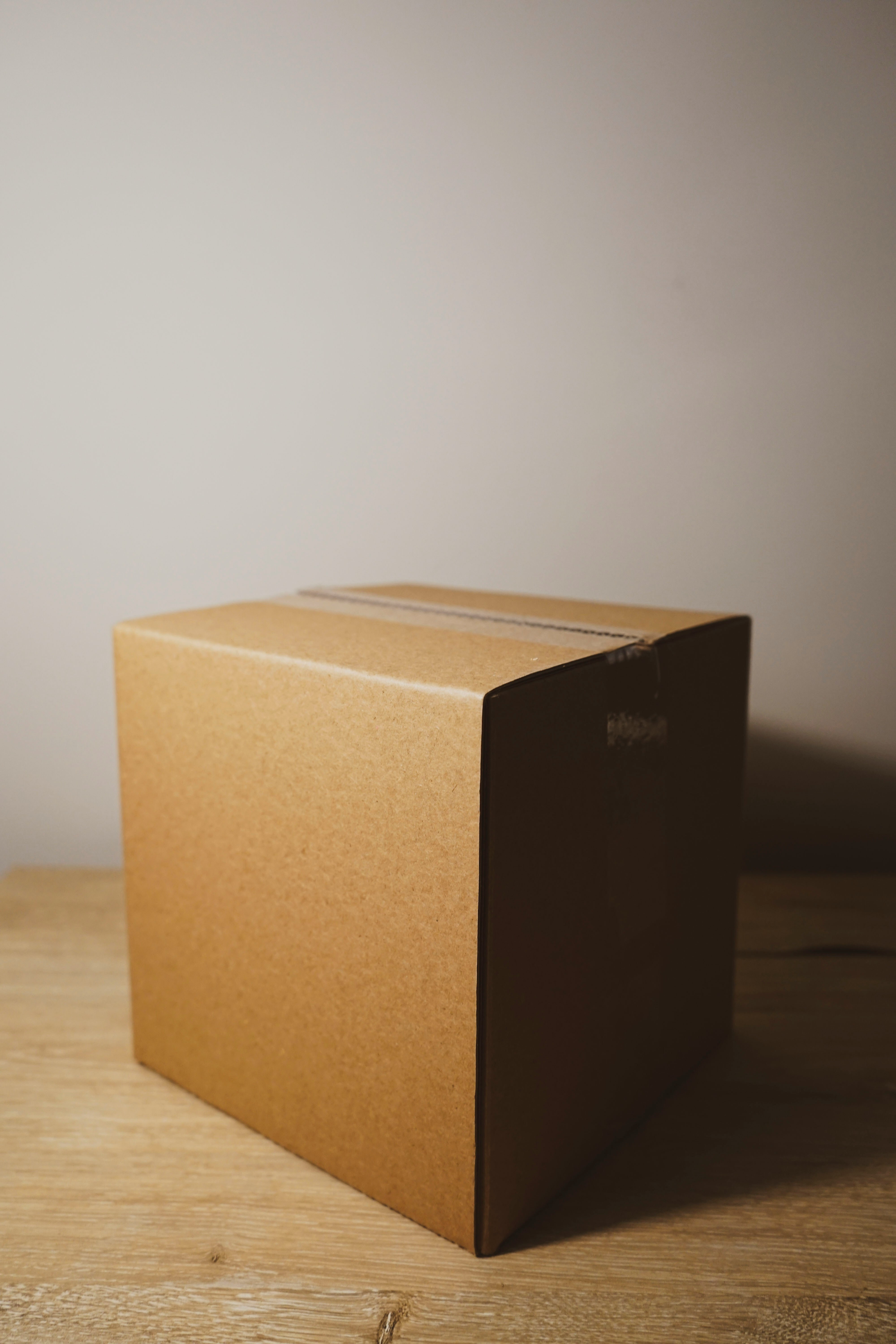 Une boîte en carton | Source : Unsplash