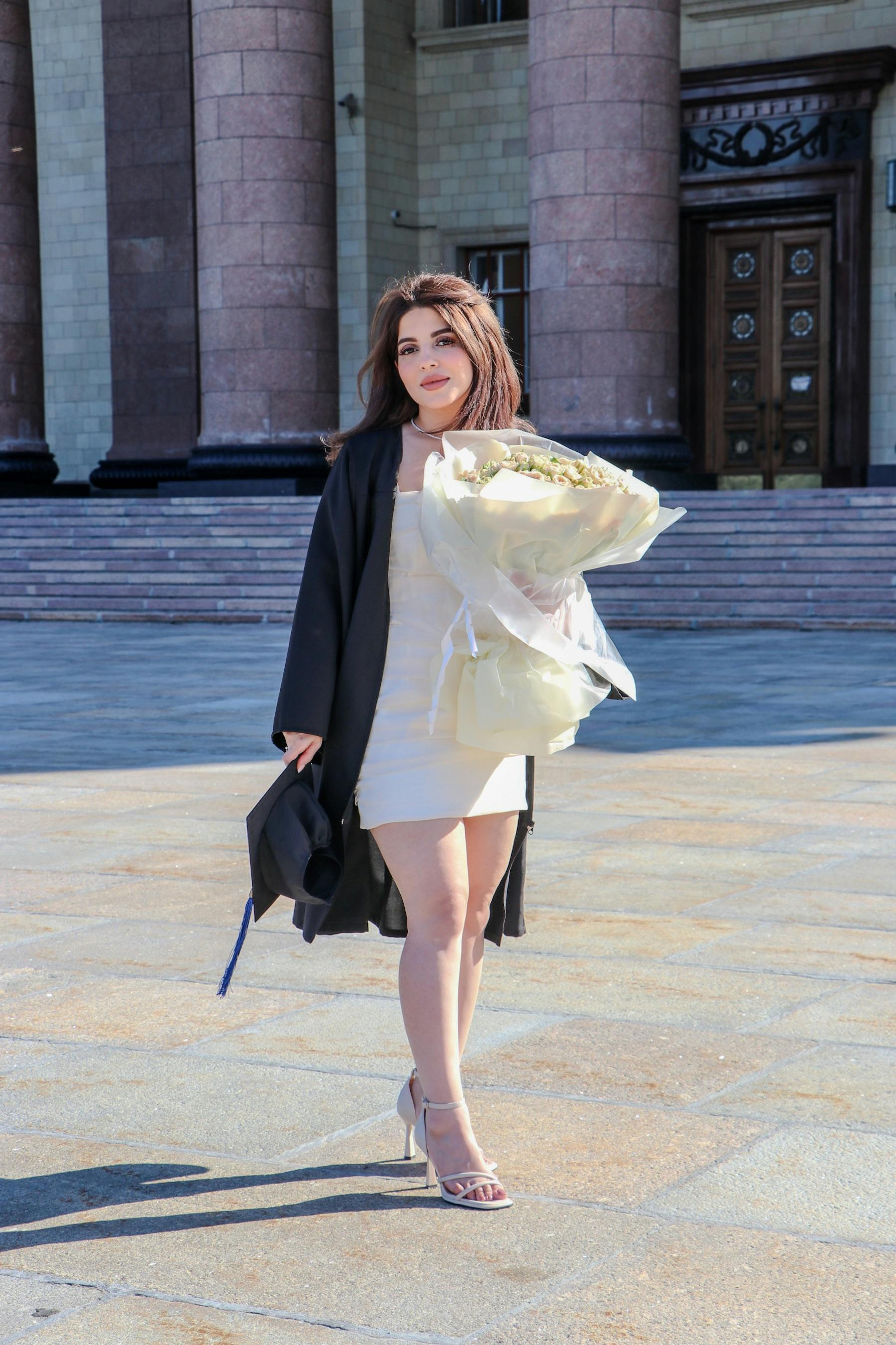 Une femme lors de sa remise de diplôme | Source : Pexels