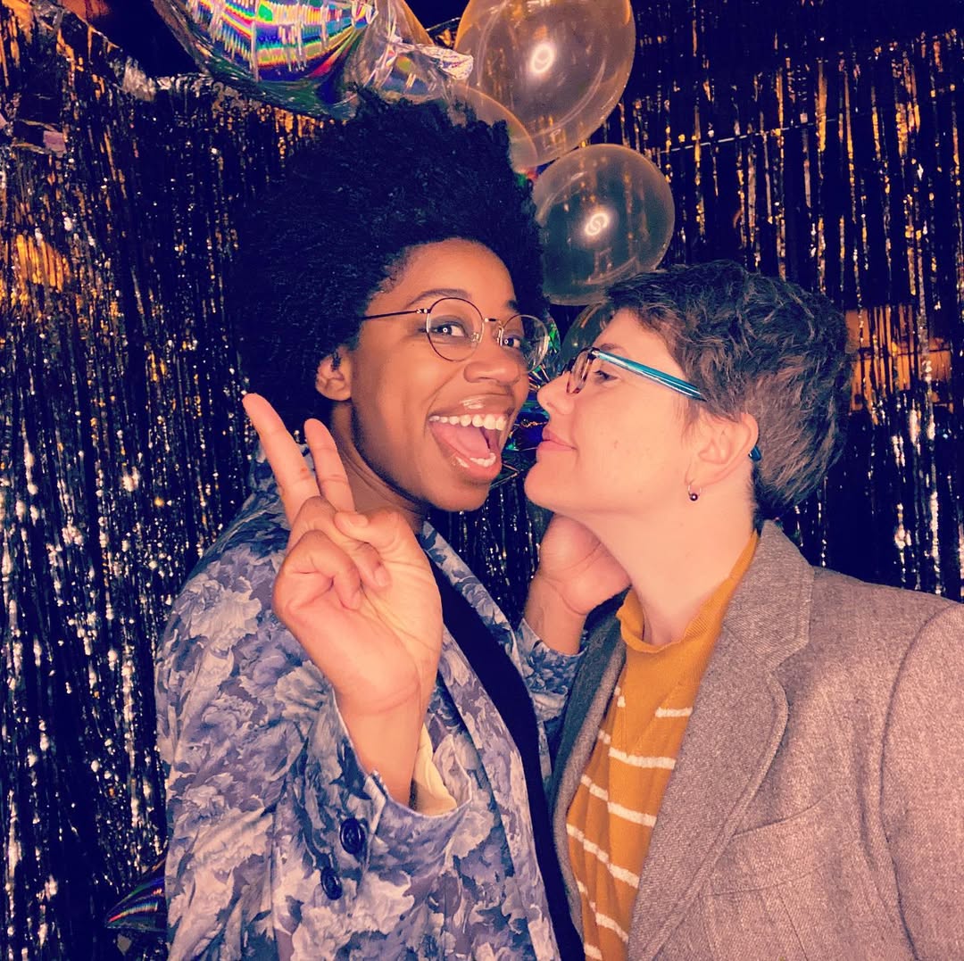 Diona Reasonover et Patricia Villetto d'après un post daté du 8 mars 2020. | Source : Instagram/dionareasonover