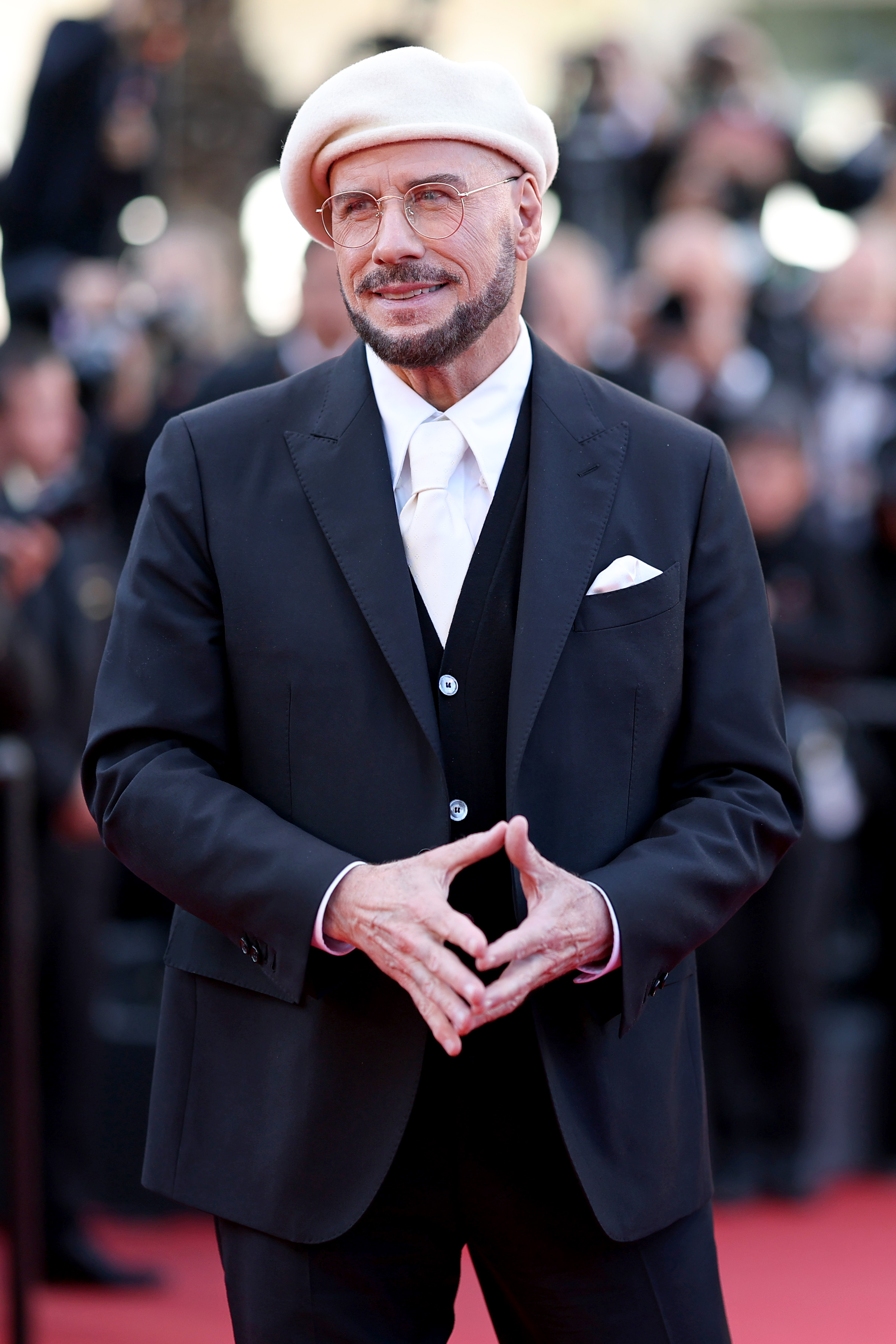 John Travolta assiste à la projection du film « Karma » lors du 79e Festival de Cannes, au Palais des Festivals, le 15 mai 2026 à Cannes, en France. | Source : Getty Images