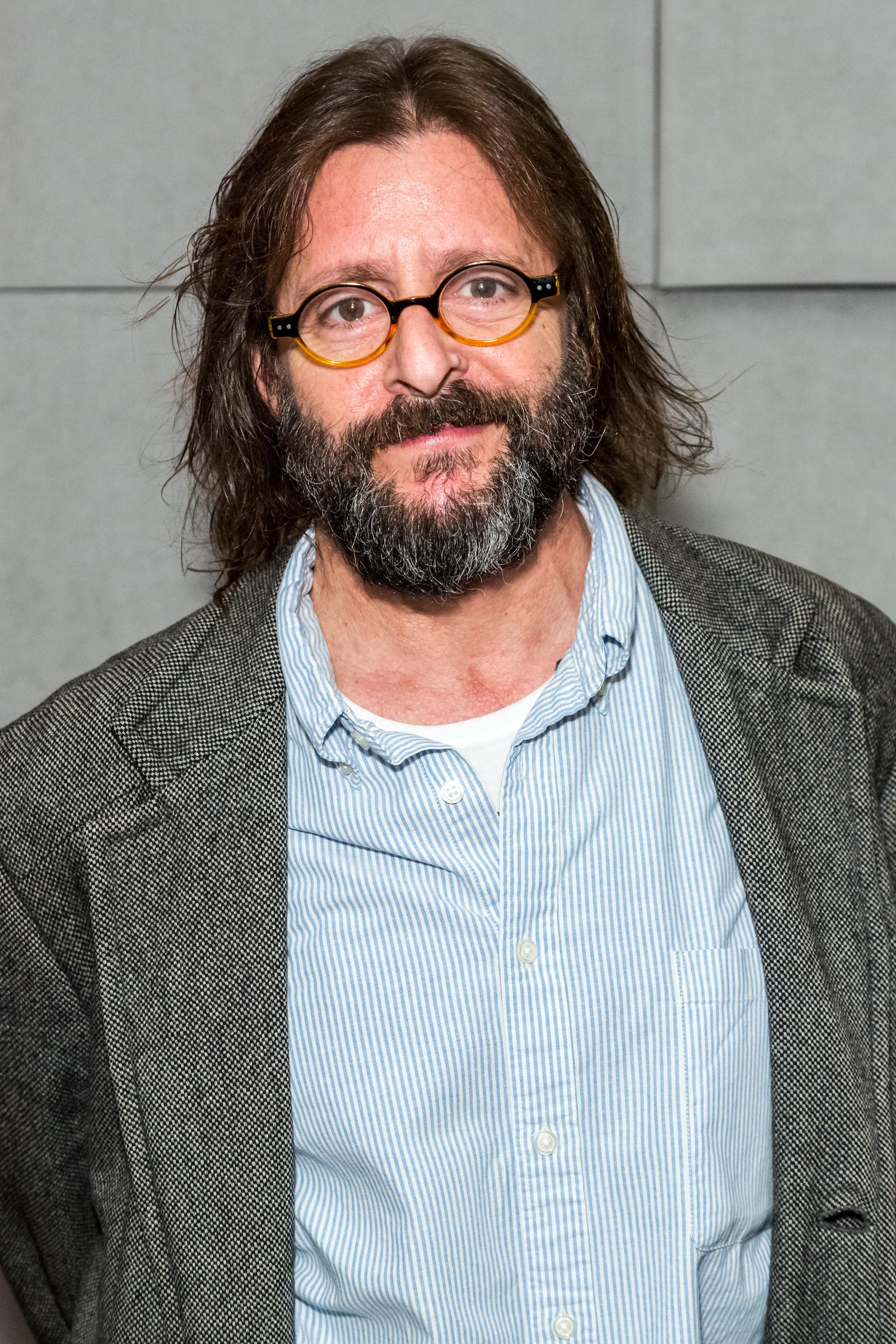 En reprenant quelques apparitions publiques pour des projets de cinéma indépendant, il a continué à se concentrer pleinement sur son métier d'acteur plutôt que sur le côté spectaculaire du tapis rouge. | Source : Getty Images