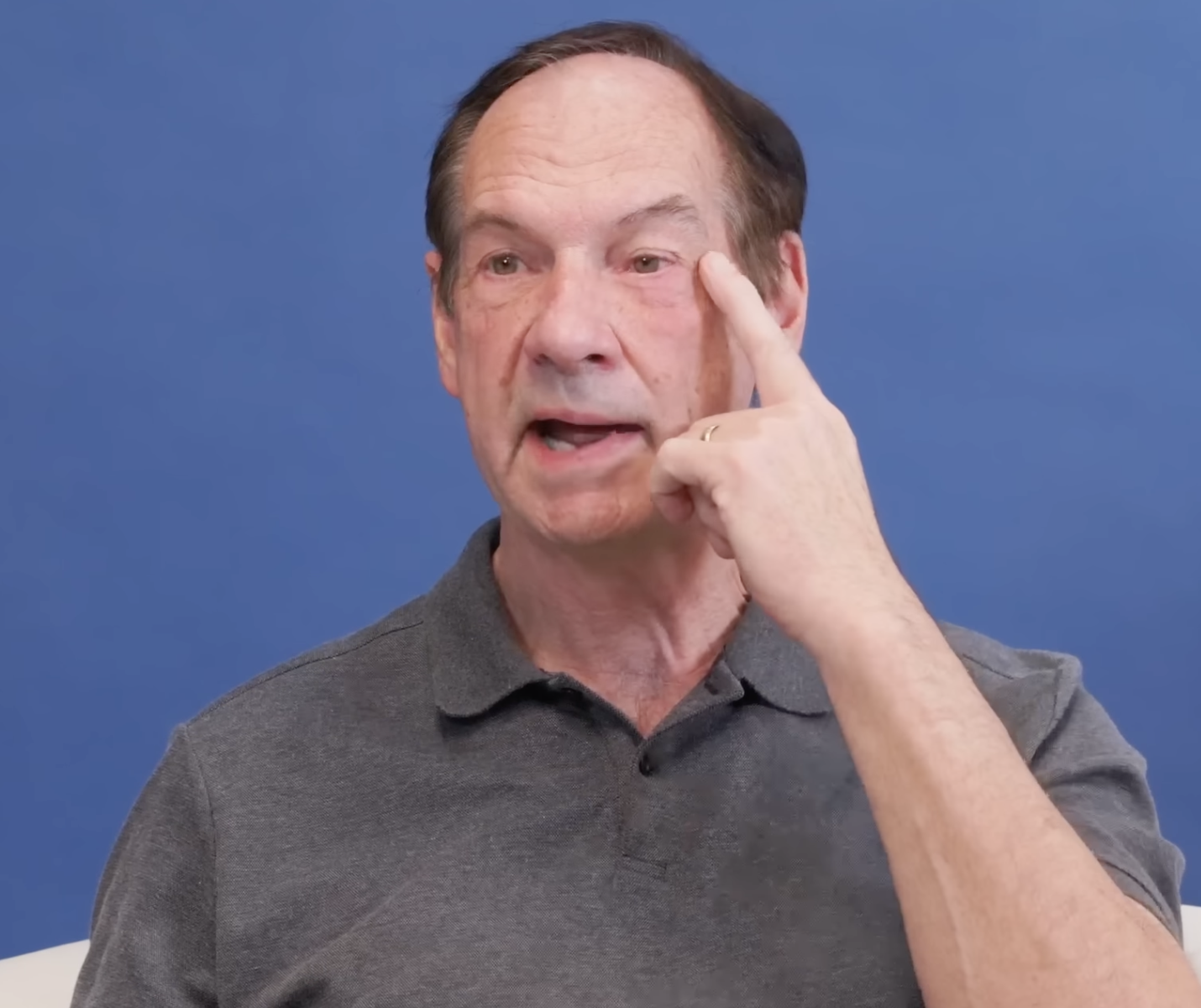 Un Barry Wolf satisfait après l'opération, en date du 16 janvier 2025 | Source : YouTube/@Dr.Truesdale