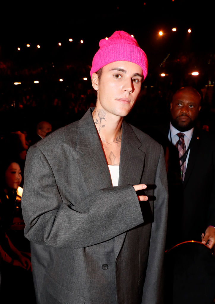 Justin Bieber assiste à la 64e cérémonie des Grammy Awards au MGM Grand Garden Arena, le 3 avril 2022 à Las Vegas, Nevada. | Source : Getty Images