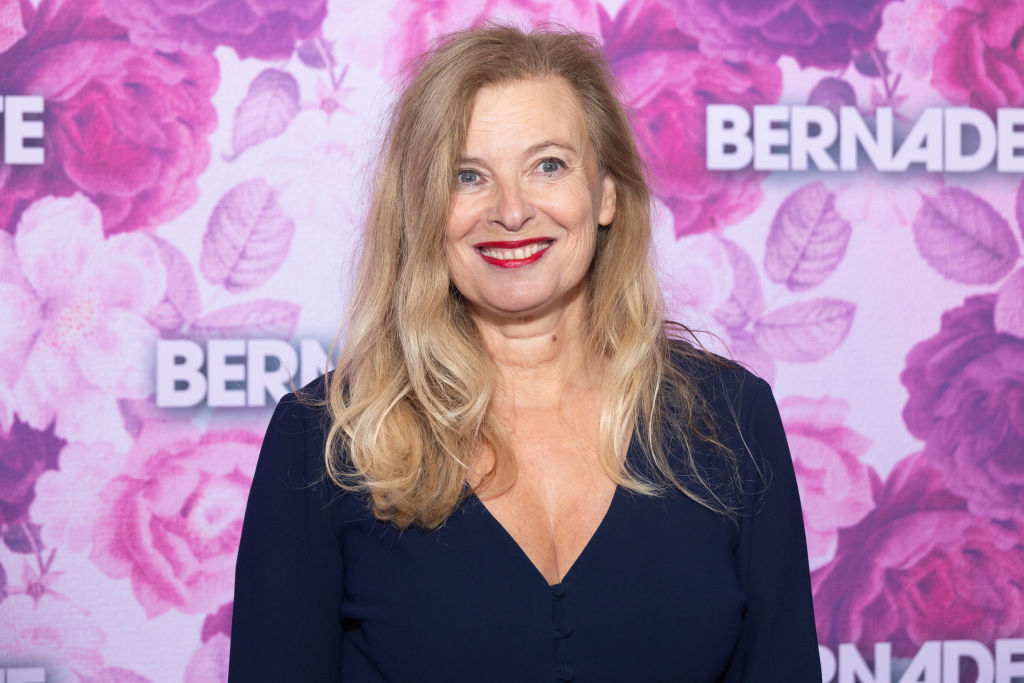 Valérie Trierweiler à la première de Bernadette au cinéma UGC Normandie le 13 septembre 2023 à Paris, France. | Source : Getty Images