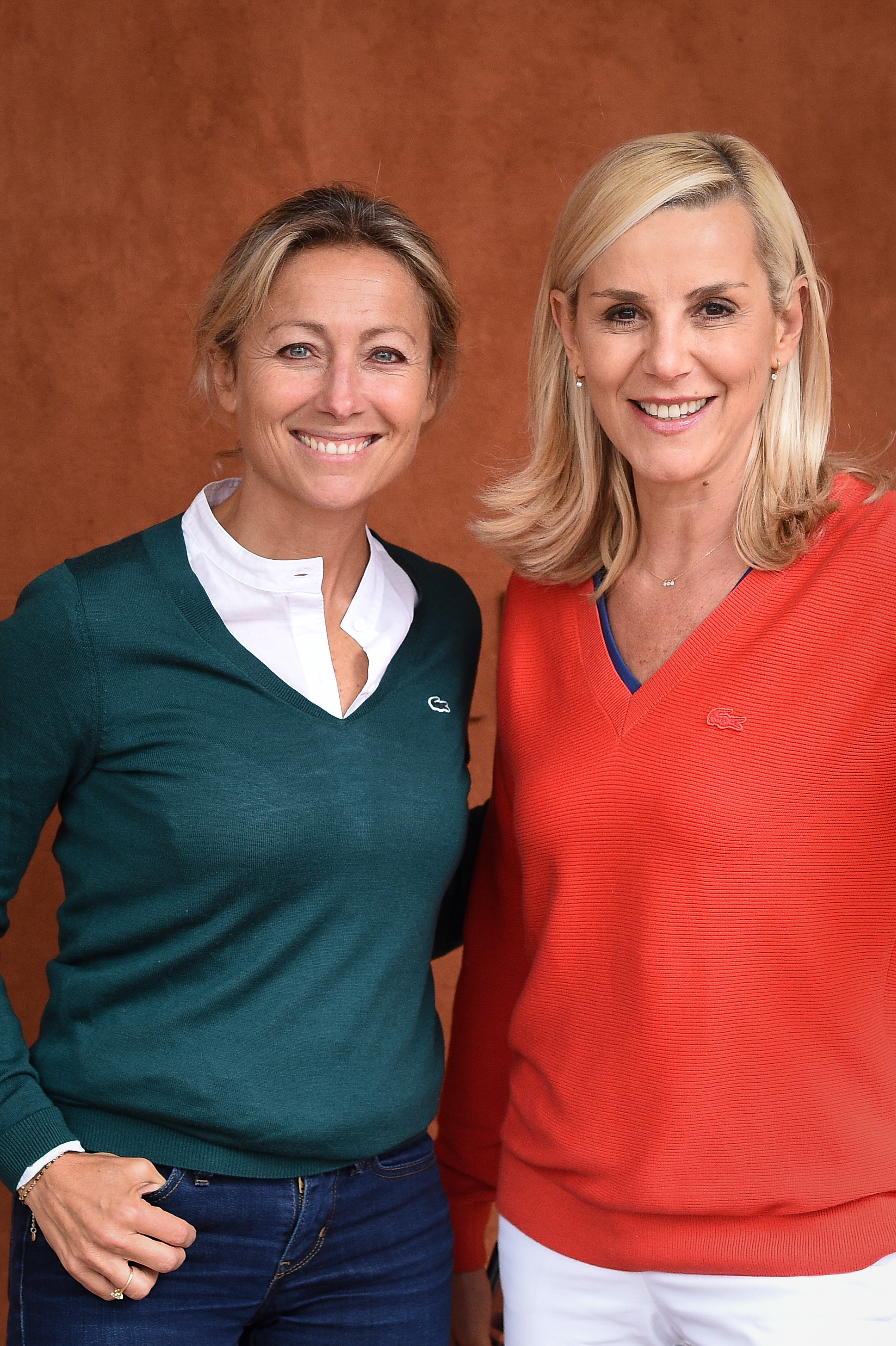 Les journalistes Anne-Sophie Lapix et Laurence Ferrari assistent aux Internationaux de France de tennis 2019 - Quatorzième journée à Roland Garros, le 08 juin 2019 à Paris, France I Source : Getty Images