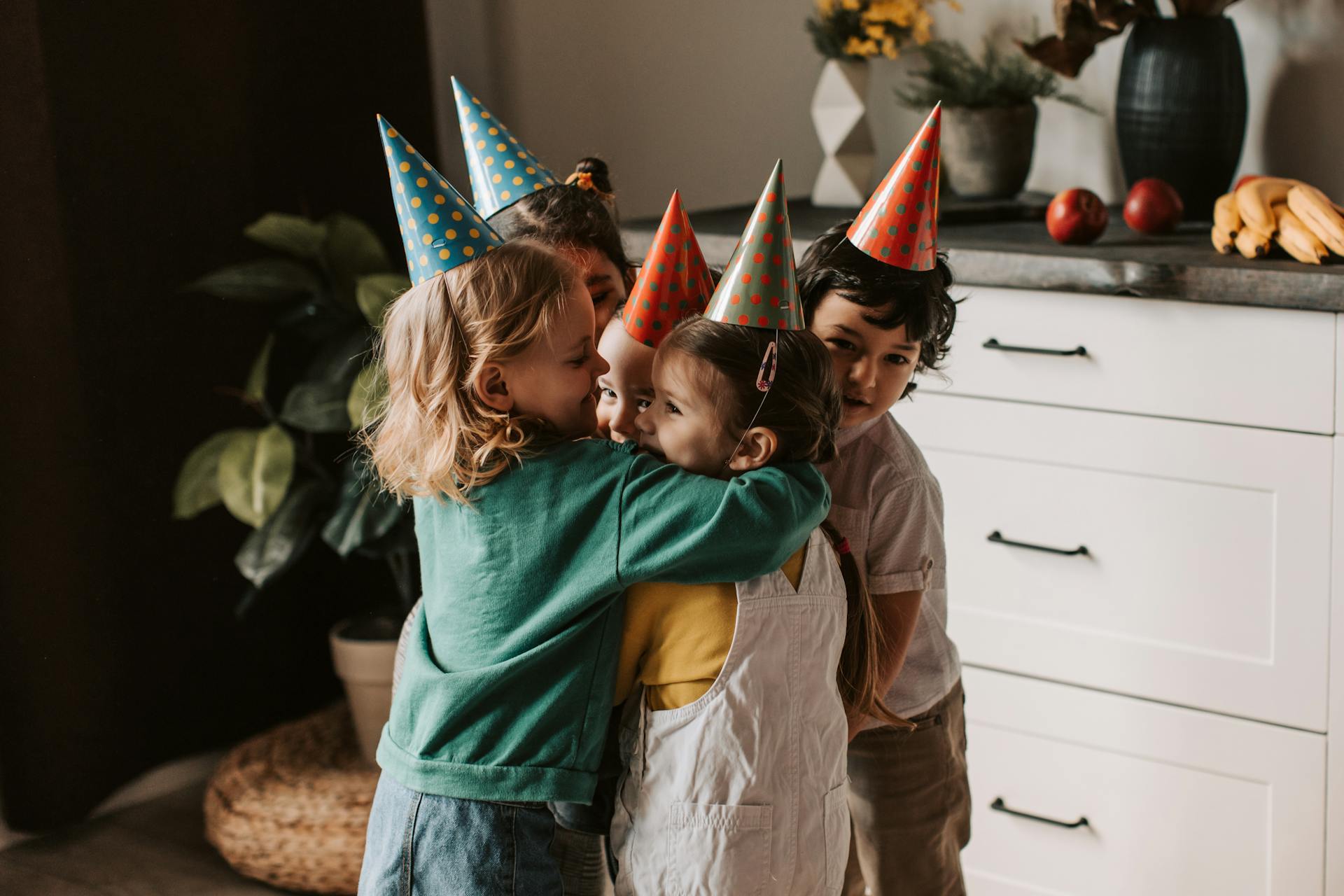 Des enfants à une fête d'anniversaire | Source : Pexels