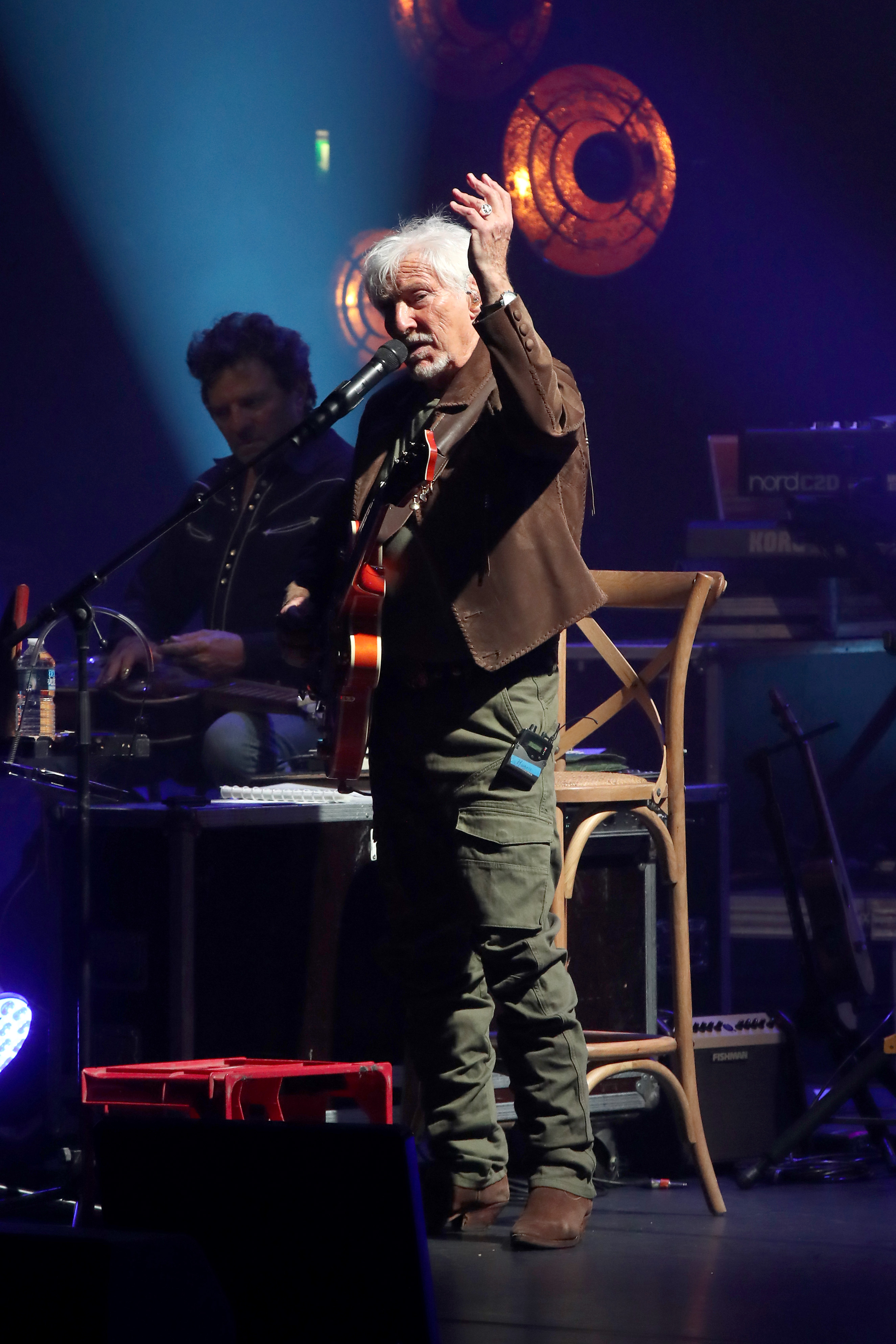 Hugues Aufray se produit à la salle Pleyel le 18 octobre 2019 à Paris, France I Source : Getty Images