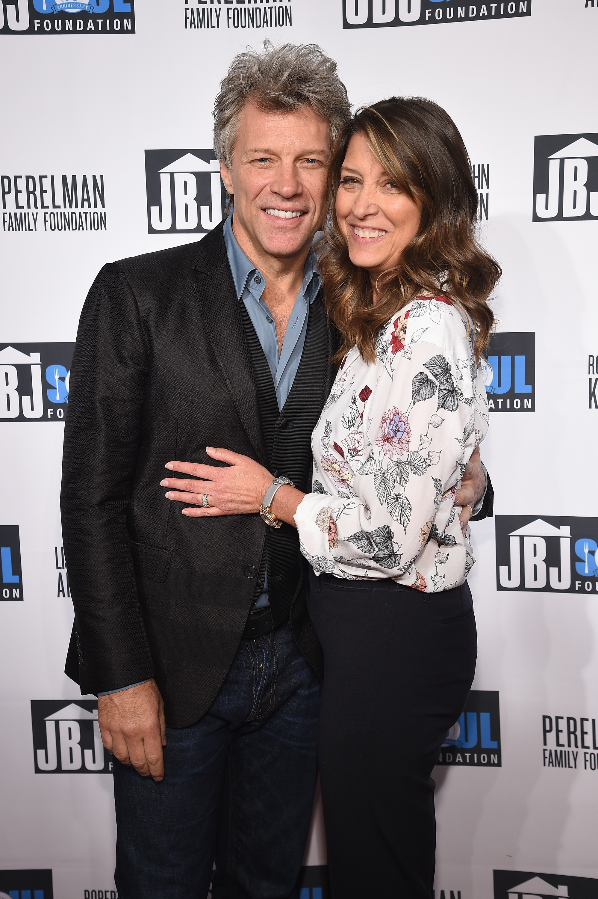 Jon Bon Jovi et Dorothea Bongiovi assistent à l'anniversaire des 10 ans de la Jon Bon Jovi Soul Foundation au Garage à New York, le 6 octobre 2016. | Source : Getty Images