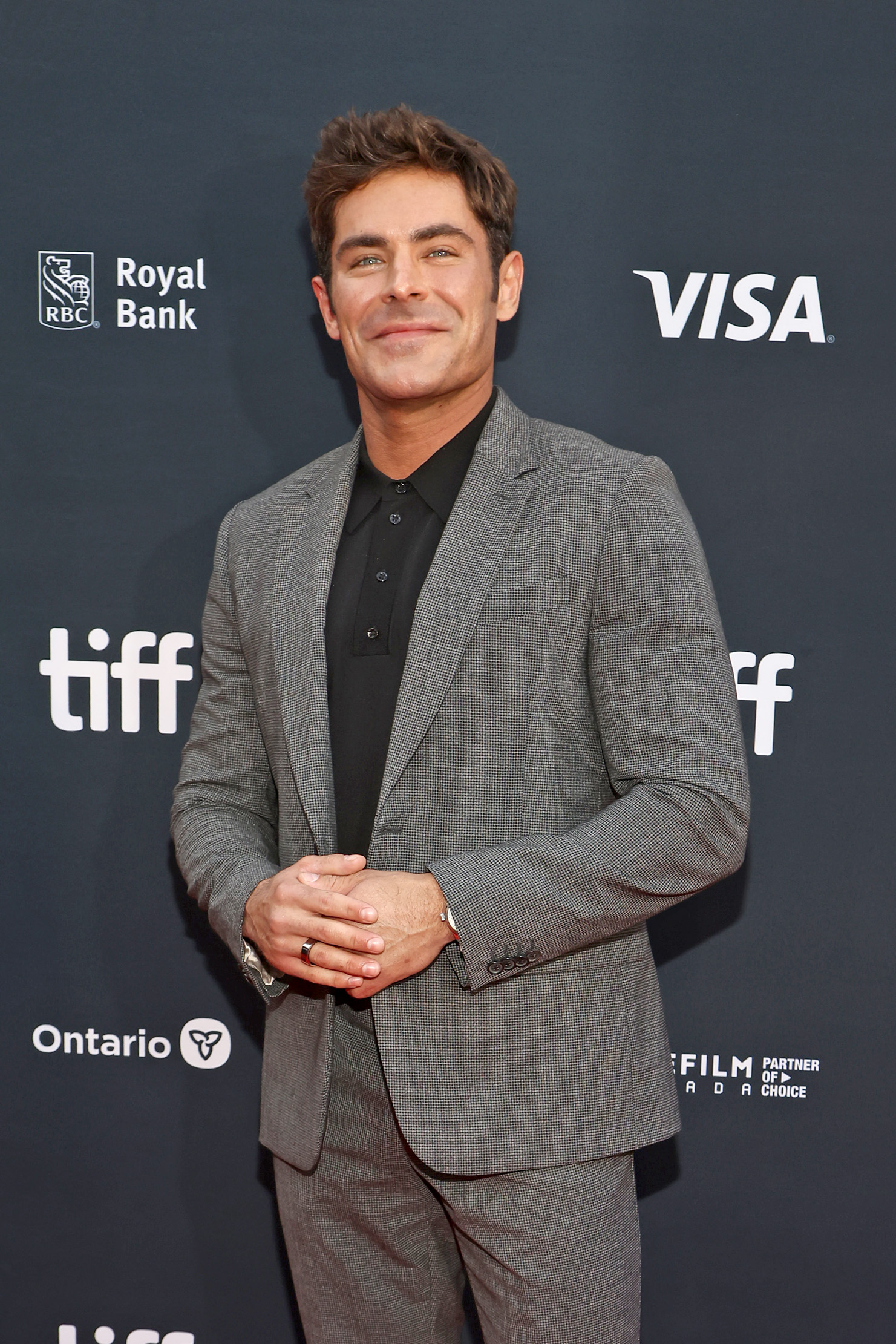 Zac Efron assiste à la première de "Greatest Beer Run Ever" lors du Festival international du film de Toronto 2022 le 13 septembre 2022 | Source : Getty Images