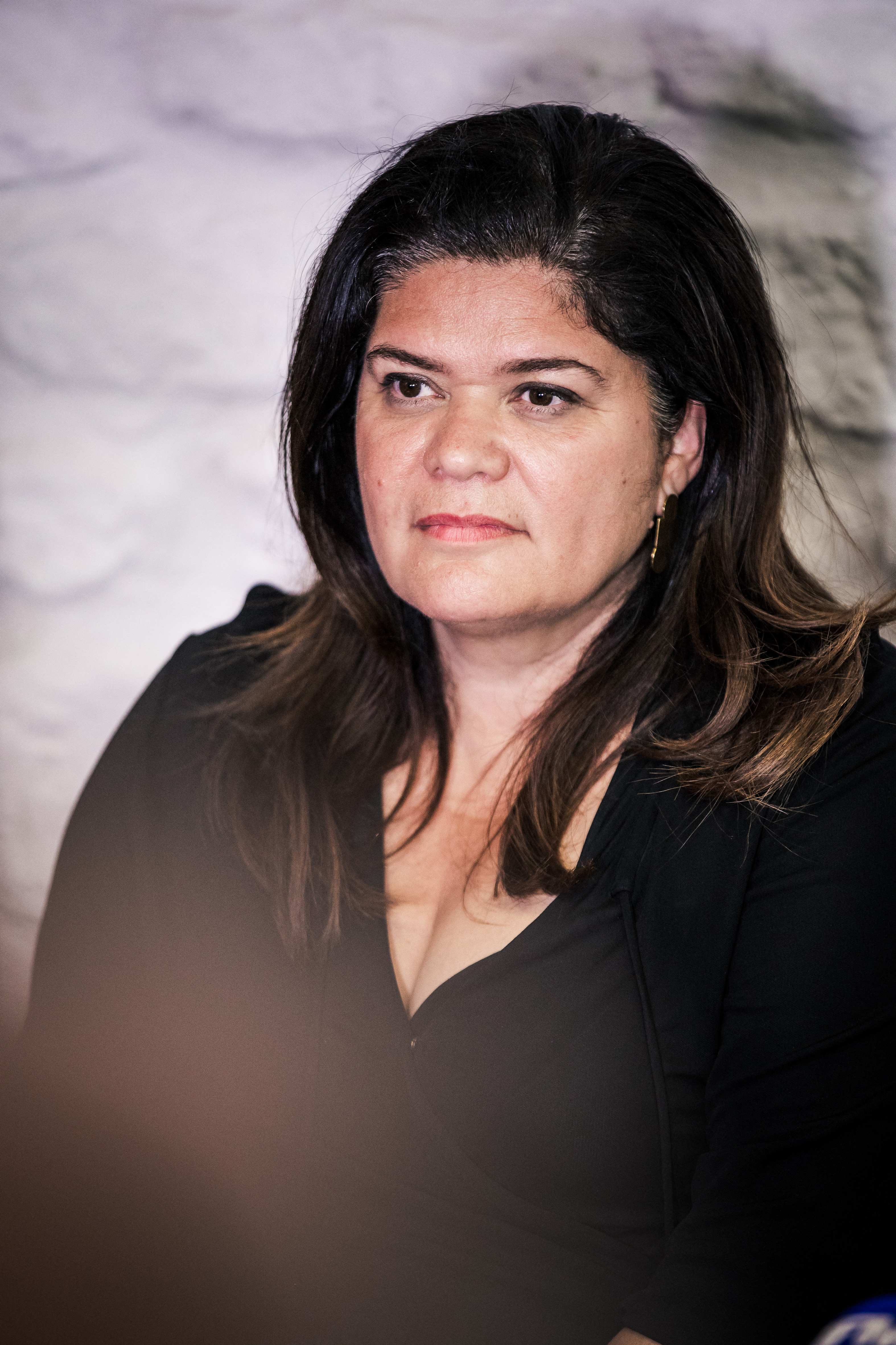 Raquel Garrido lors d'une conférence de presse des candidats dissidents du Nouveau Front Populaire pour les élections législatives anticipées, dans les locaux de l'association Natema I Source : Getty Images