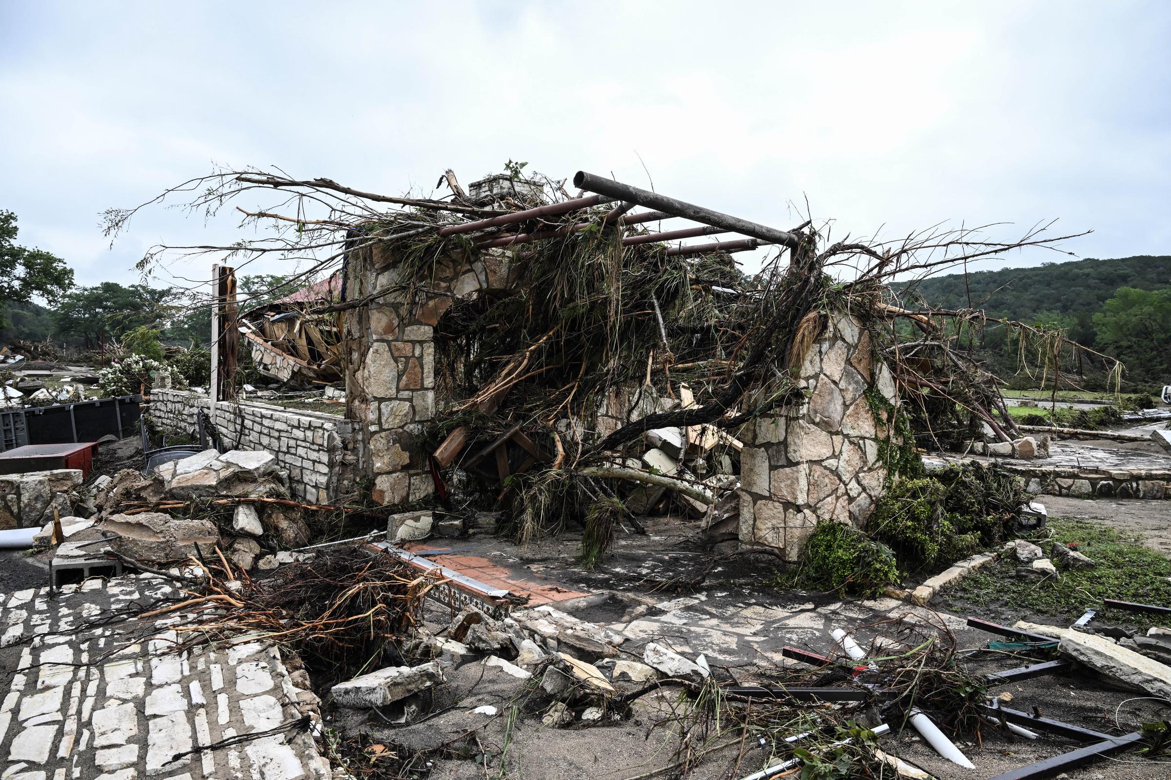 Vue d'une maison endommagée près de Camp Mystic à Hunt, Texas. | Source : Getty Images