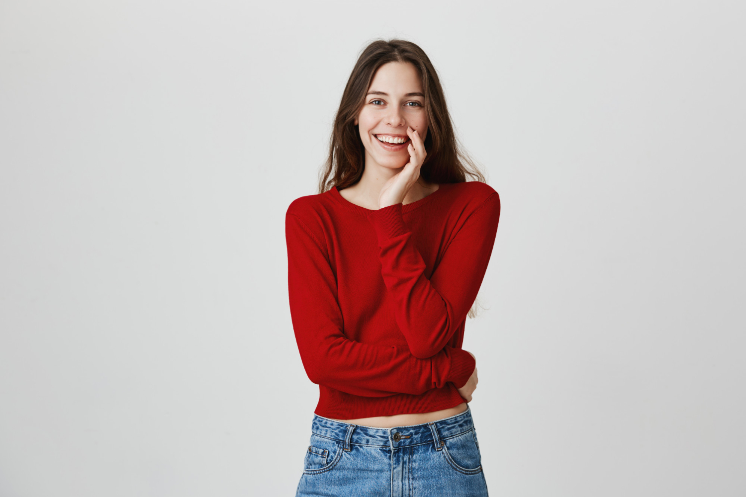 Une femme qui sourit | Source : Freepik