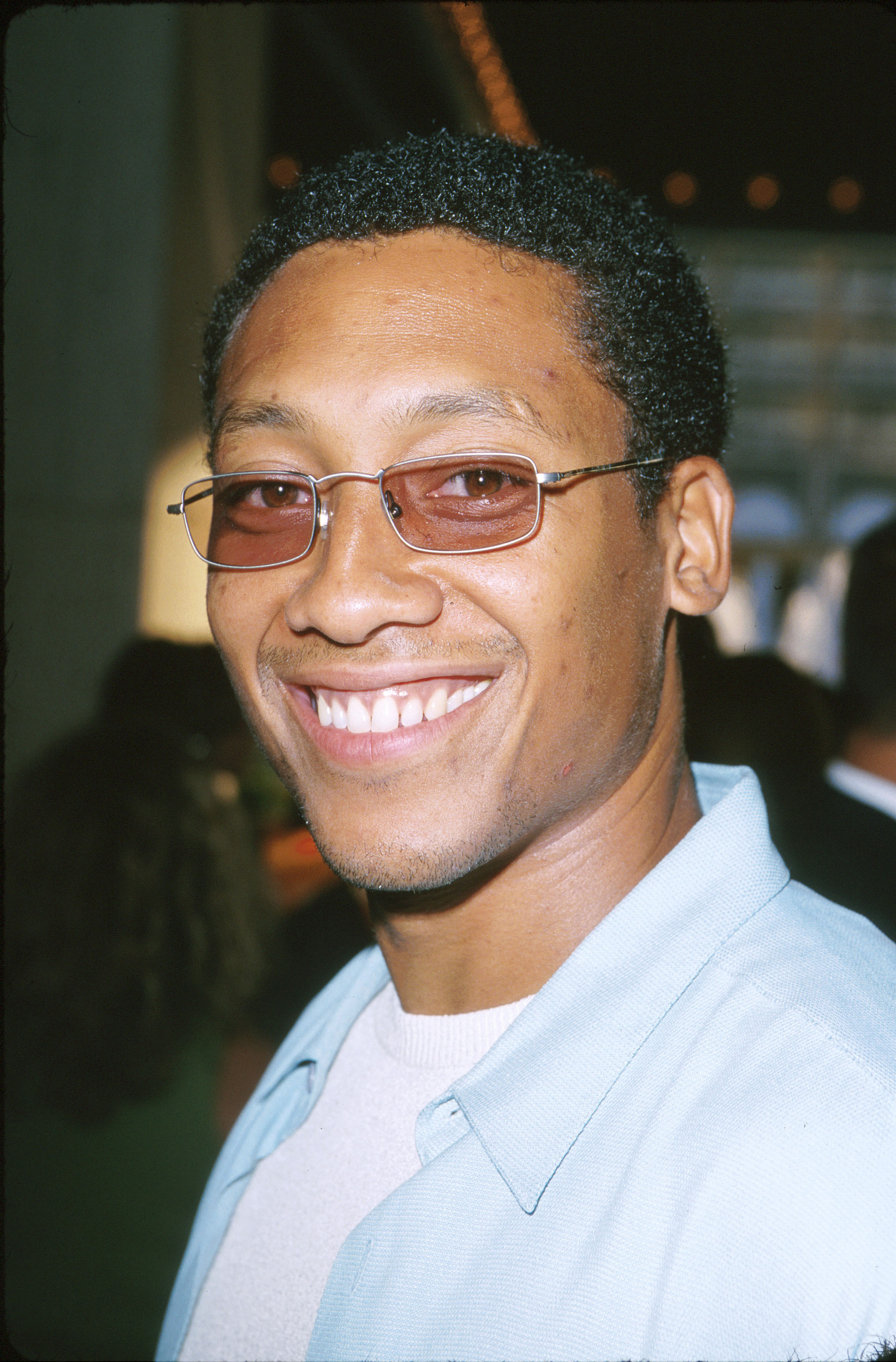 L'acteur photographié pendant la première de « The Cell » le 17 août 2000 | Source : Getty Images