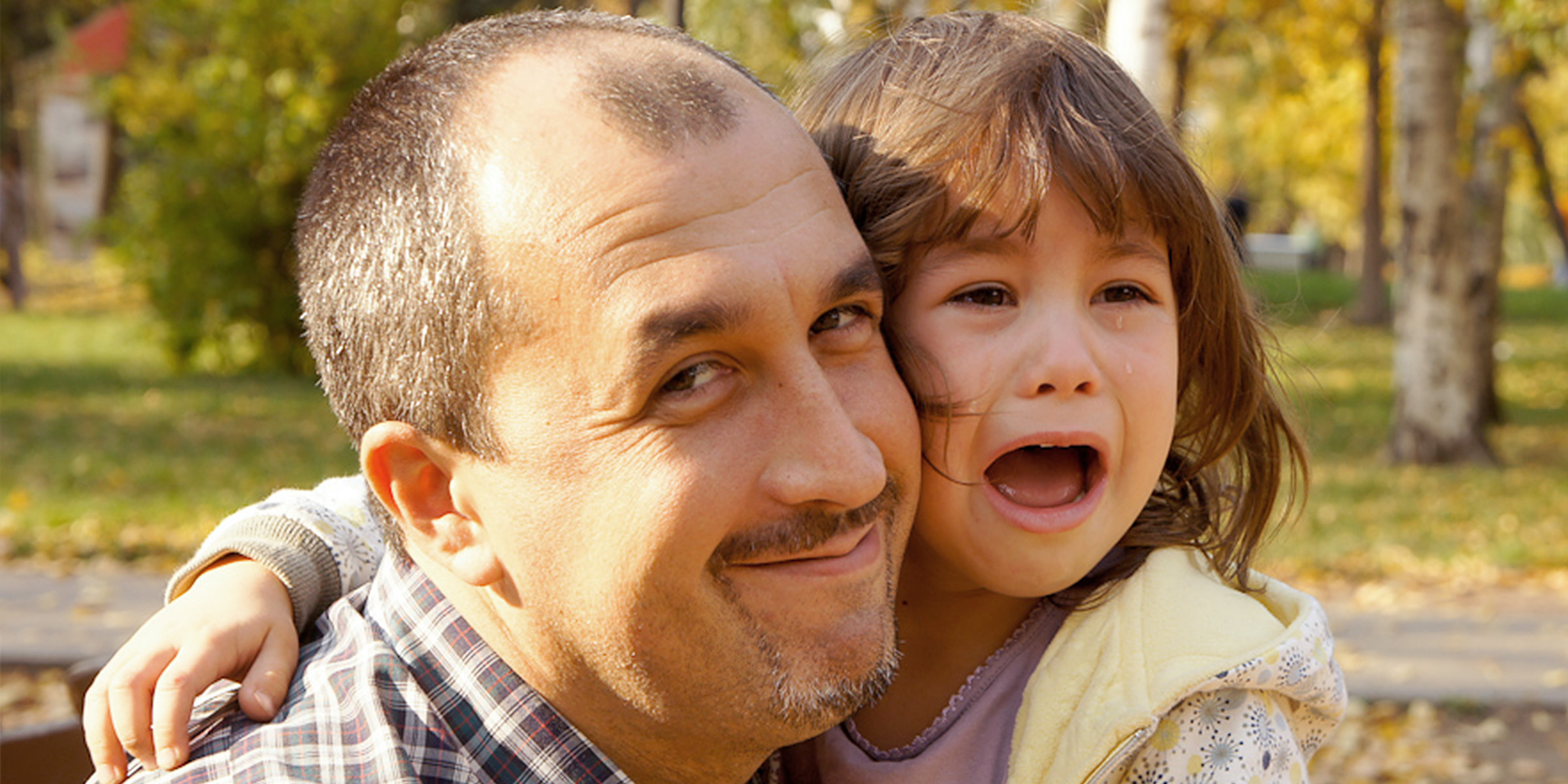 Un homme avec sa fille | Source : Flickr