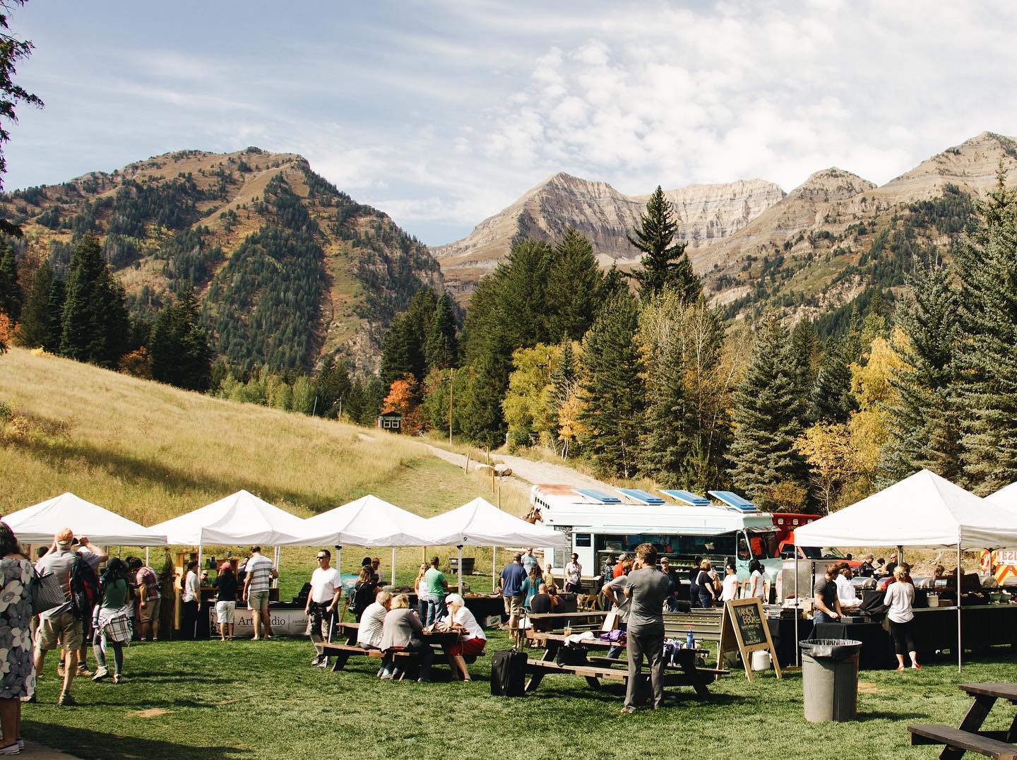 À l'intérieur du Sundance Mountain Resort d'après un post daté du 14 septembre 2022. | Source : Facebook/Sundance Mountain Resort