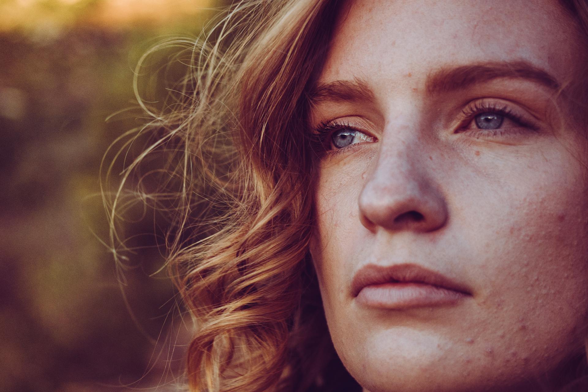 Gros plan sur une femme | Source : Pexels
