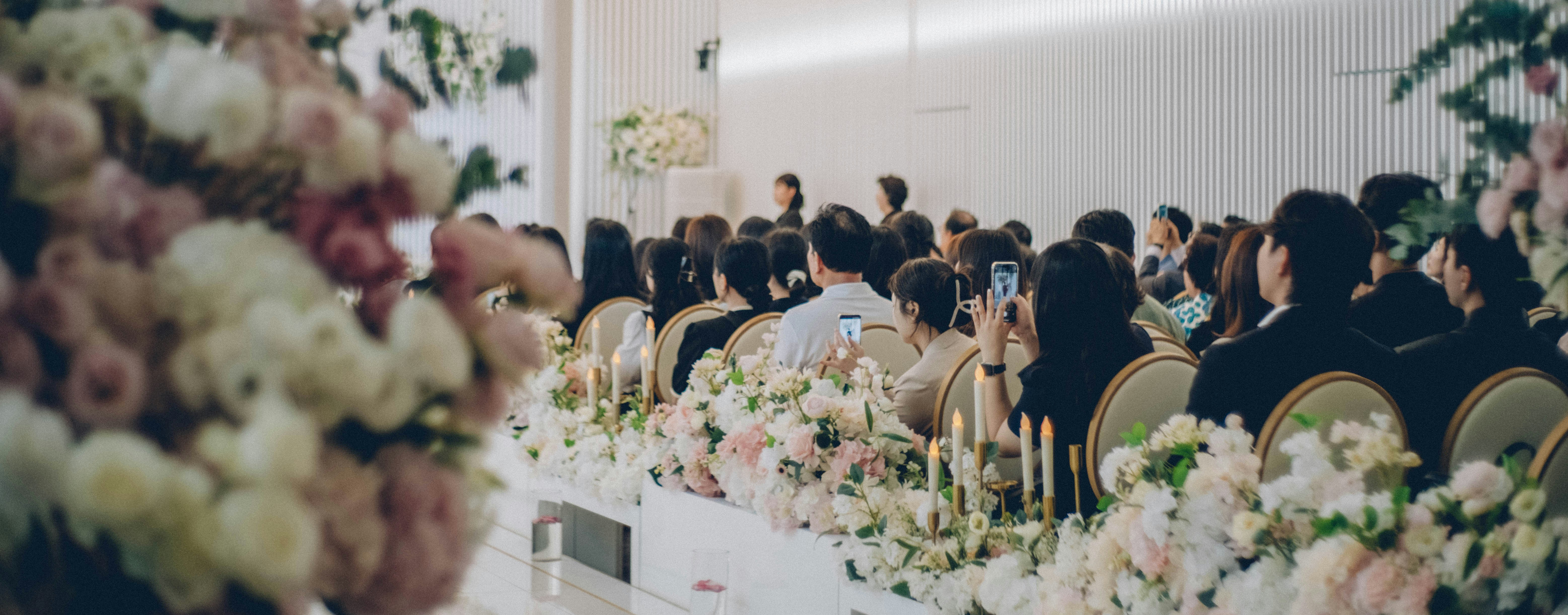 Invités à un mariage | Source : Unsplash