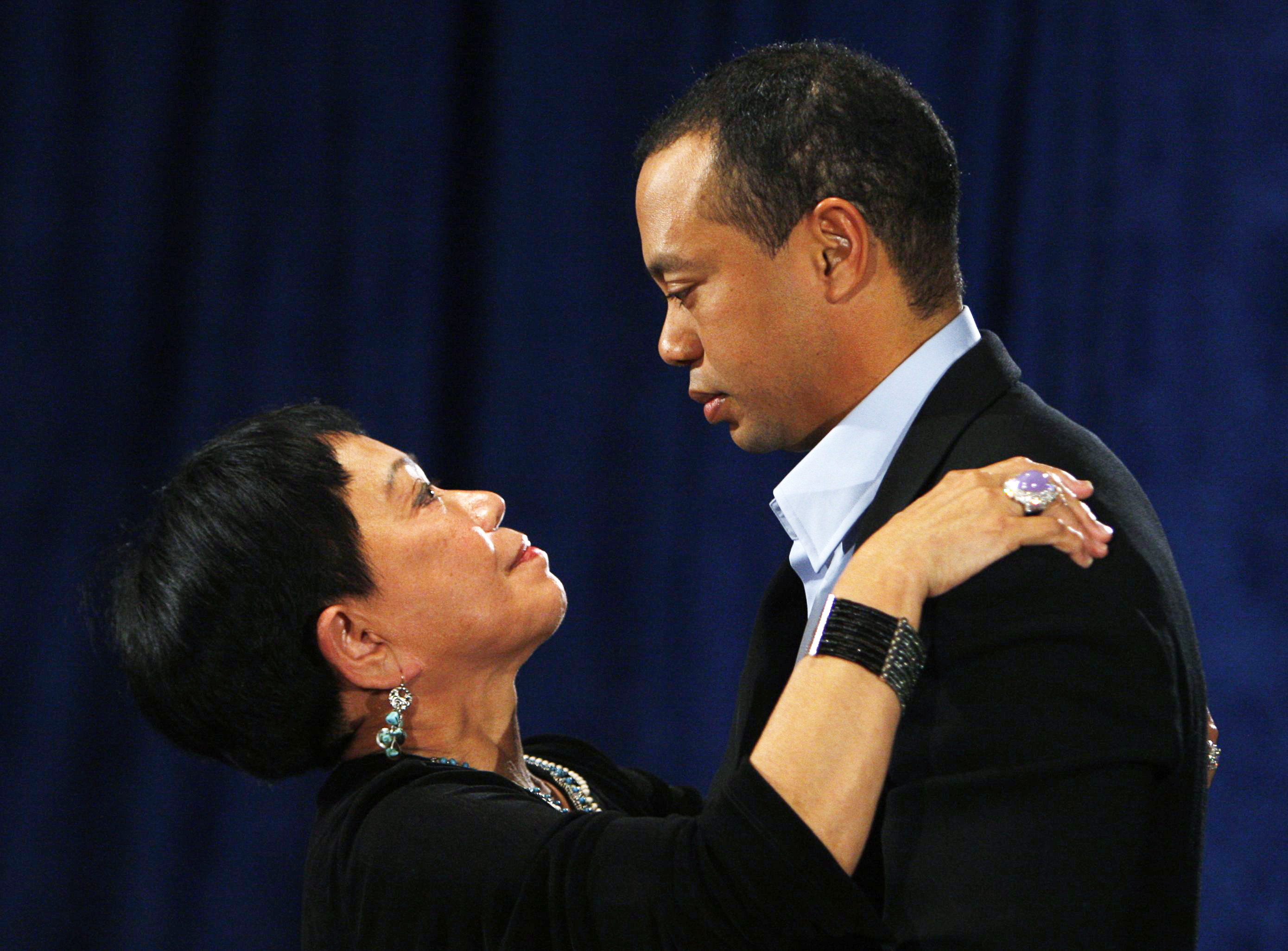 Tiger Woods et sa mère | Source : Getty Images
