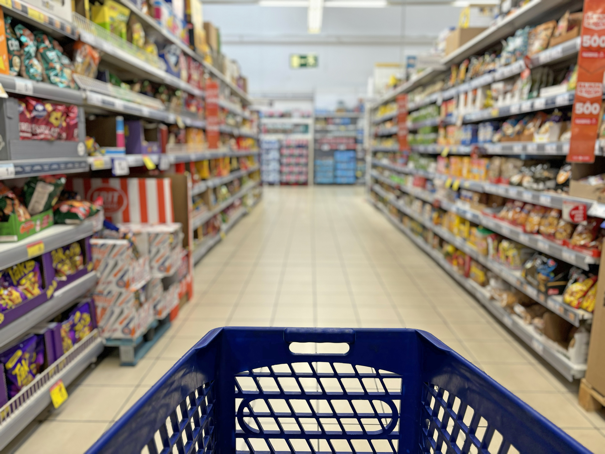 Un rayon de supermarché | Source : Getty Images