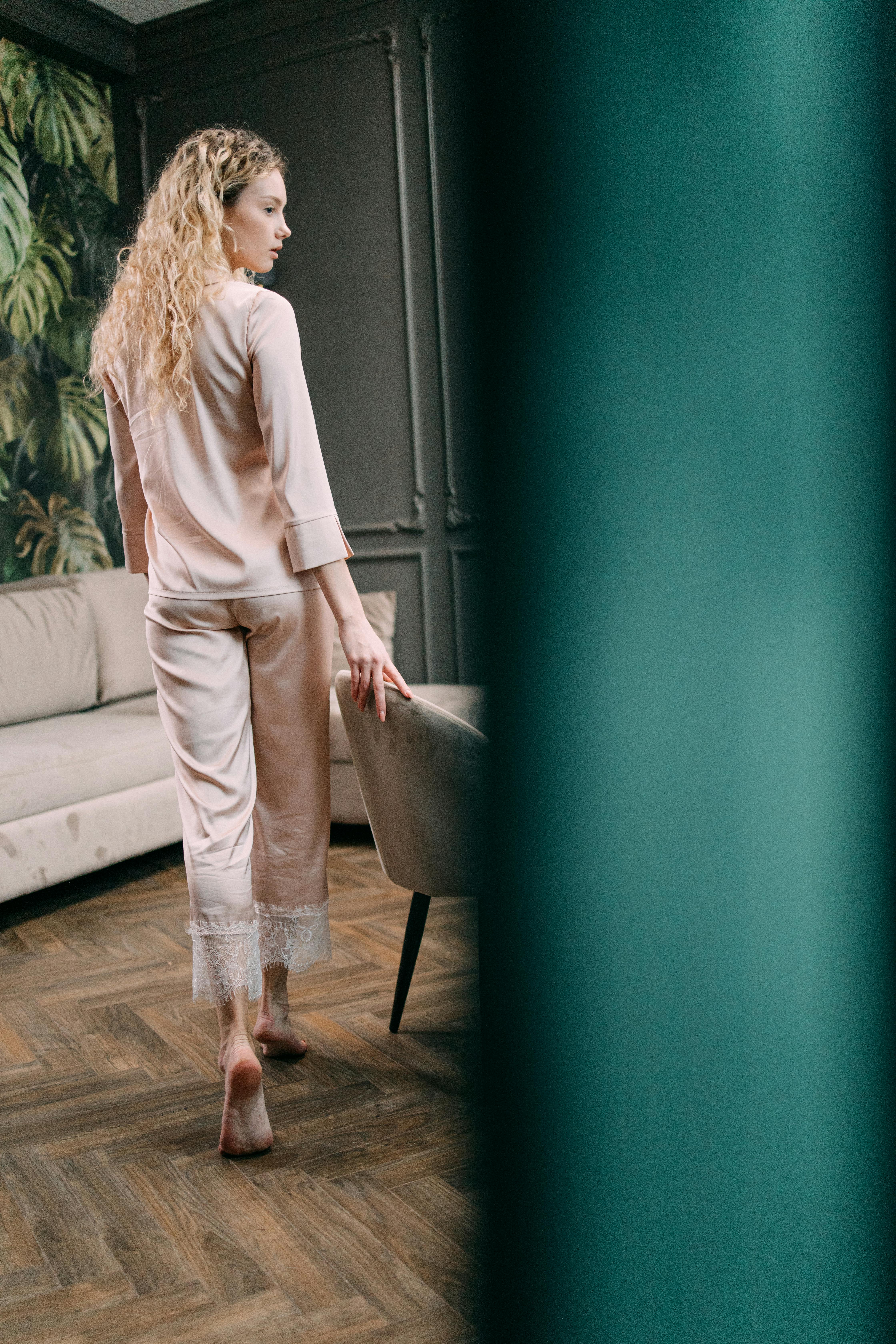 Une femme en pyjama | Source : Pexels