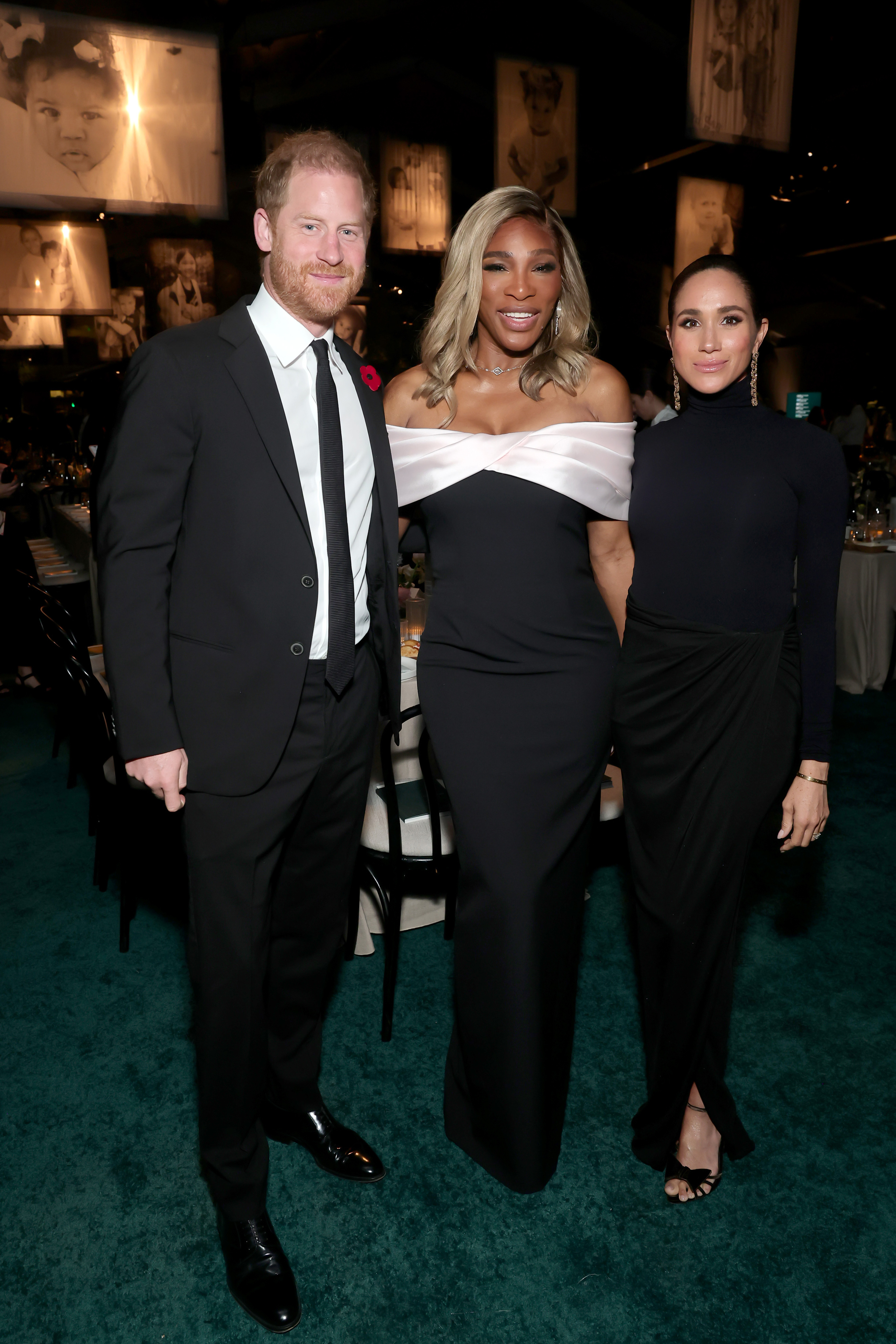 Le prince Harry, Serena Williams et Meghan, duchesse de Sussex, assistent au gala Baby2Baby 2025 présenté par Paul Mitchell au Pacific Design Center, le 8 novembre à West Hollywood, en Californie. | Source : Getty Images