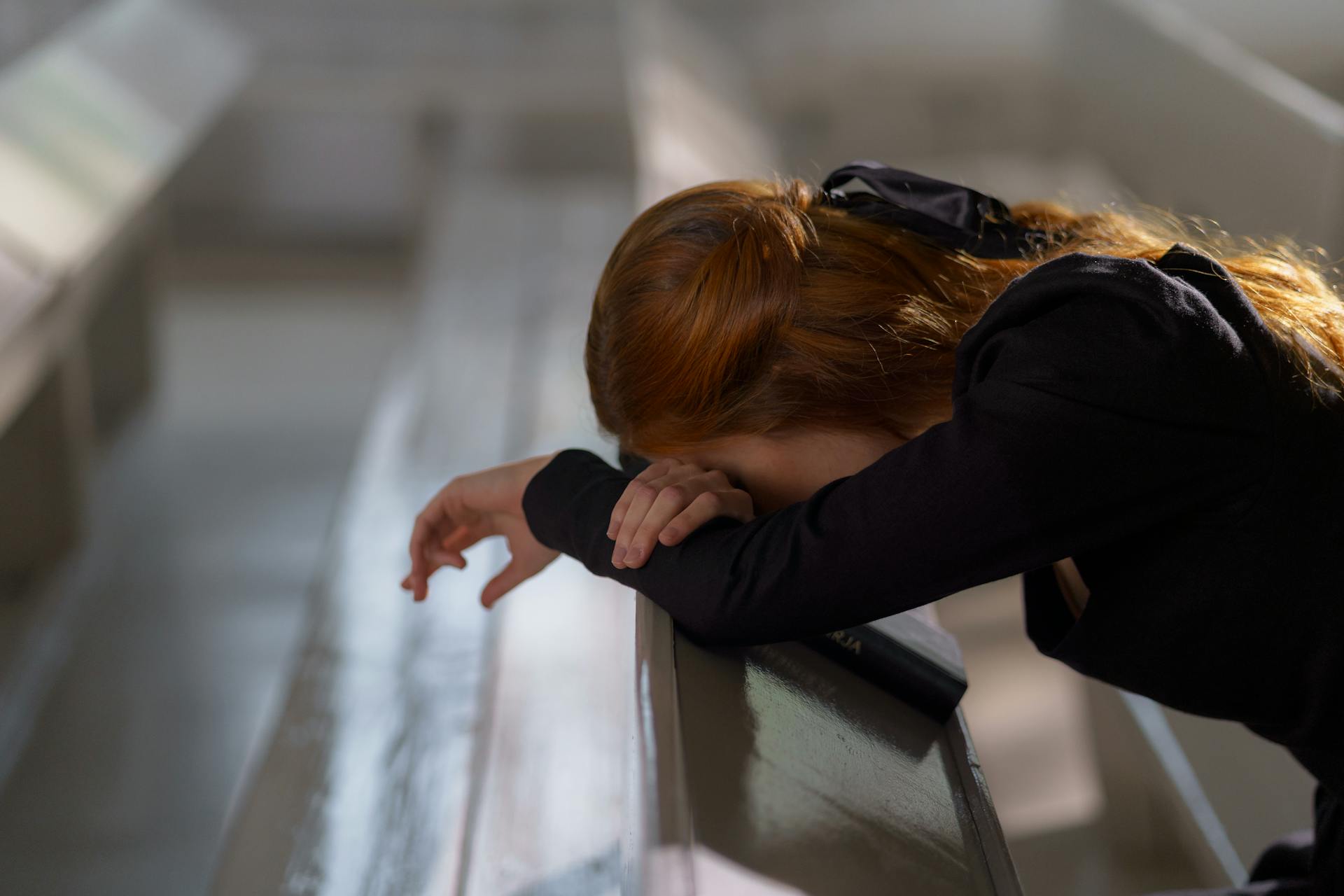 Une femme qui pleure | Source : Pexels
