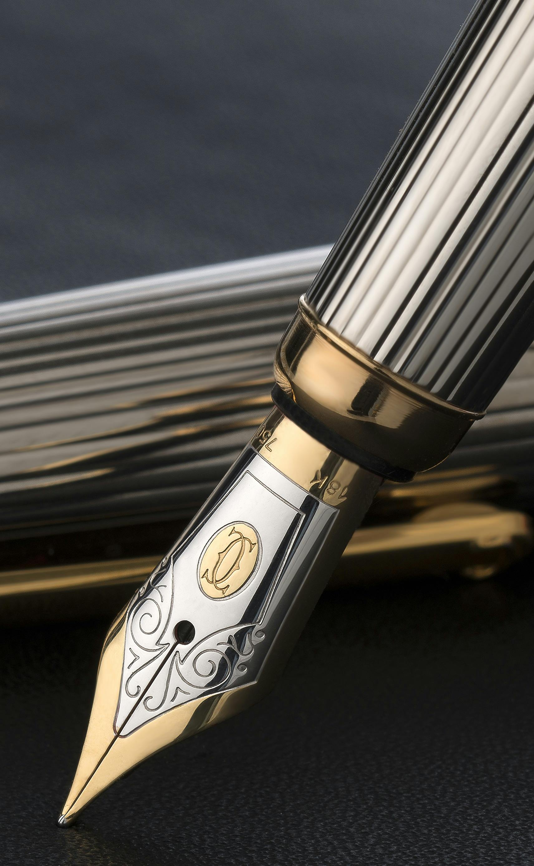Un stylo gravé | Source : Pexels