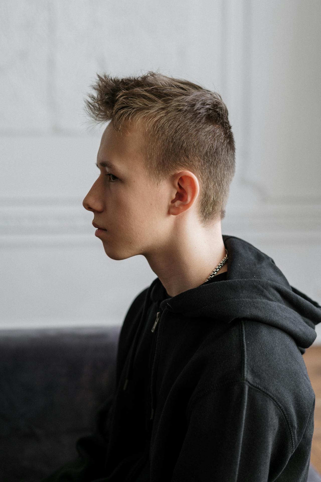 Un adolescent découragé | Source : Pexels