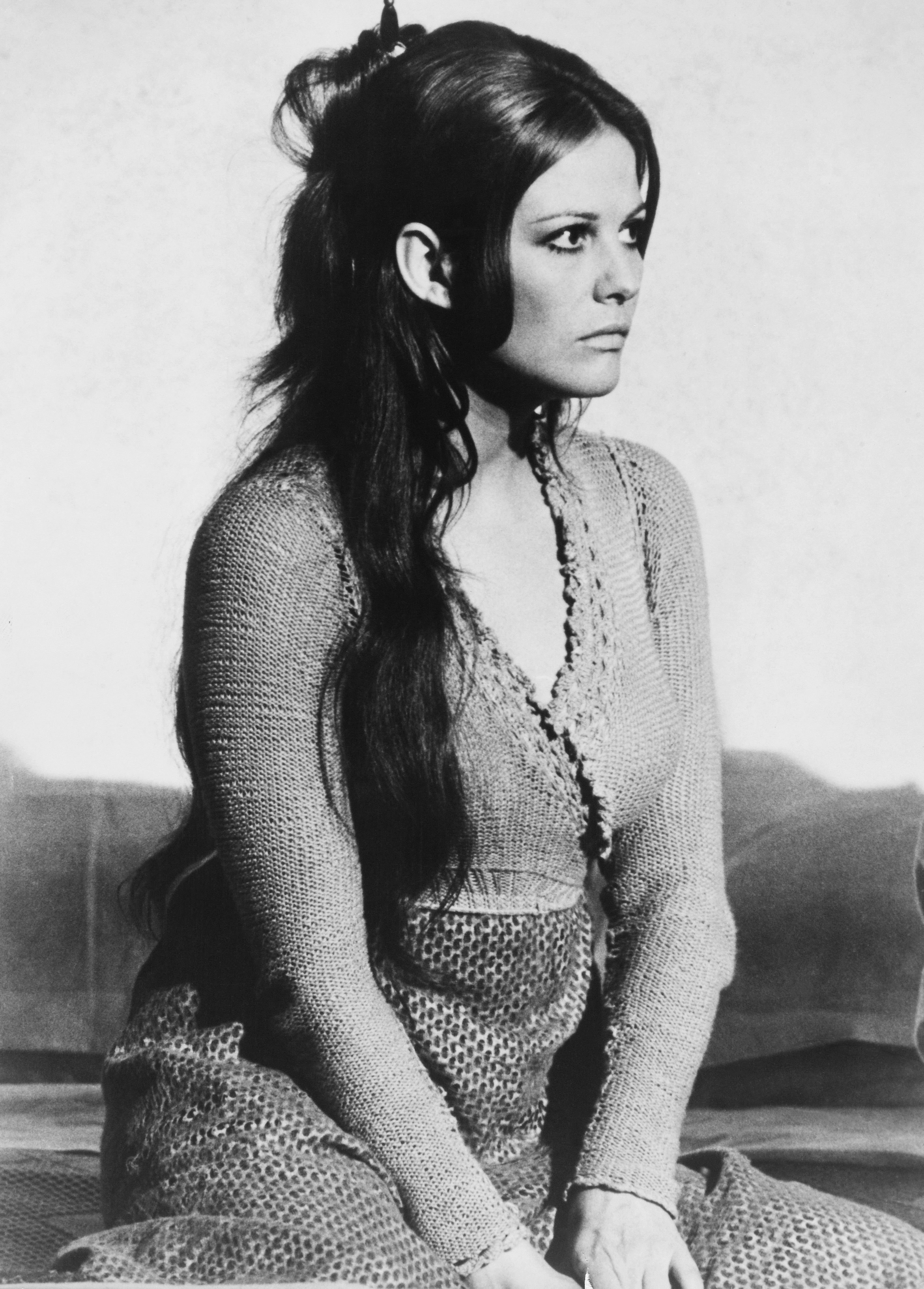 Claudia Cardinale sur le tournage de « In the Year of God ». | Source : Getty Images
