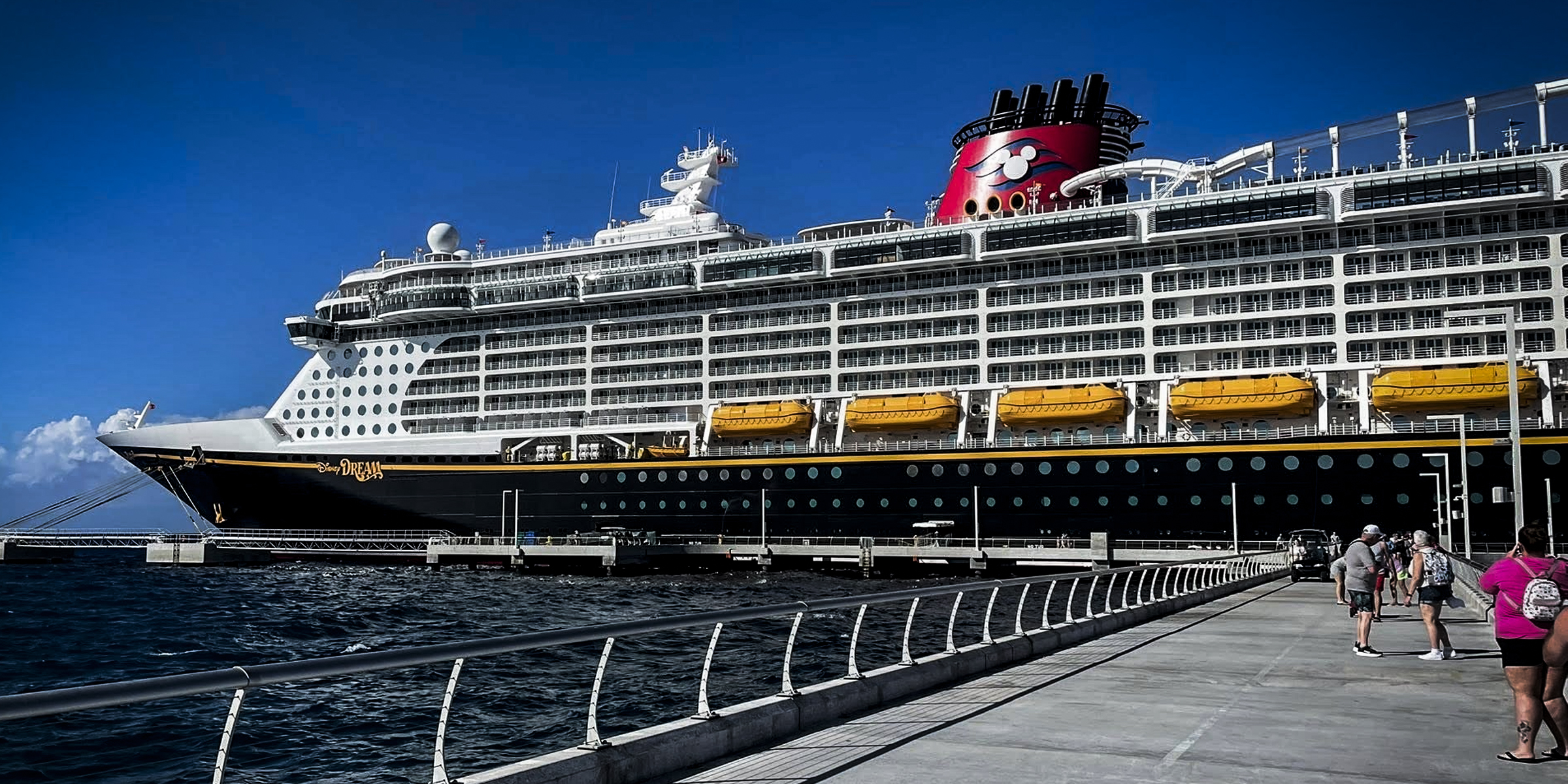 Le navire Disney Dream | Source : Facebook/Bobbi Jo Aune