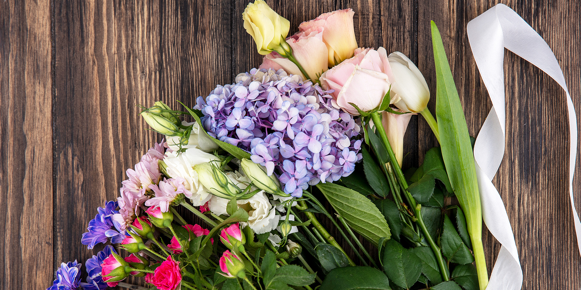 Un bouquet de fleurs | Source : Freepik