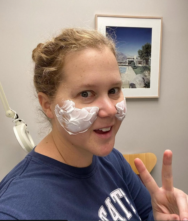 Amy Schumer dans un post daté du 26 décembre 2021 | Source : Instagram/drjlodnp