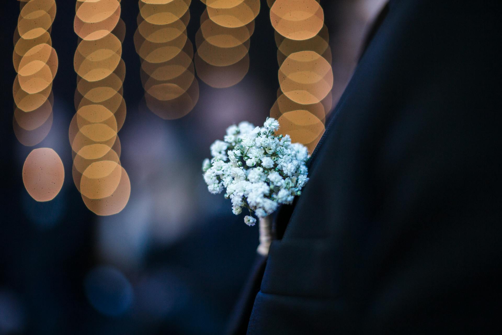 Une boutonnière | Source : Pexels