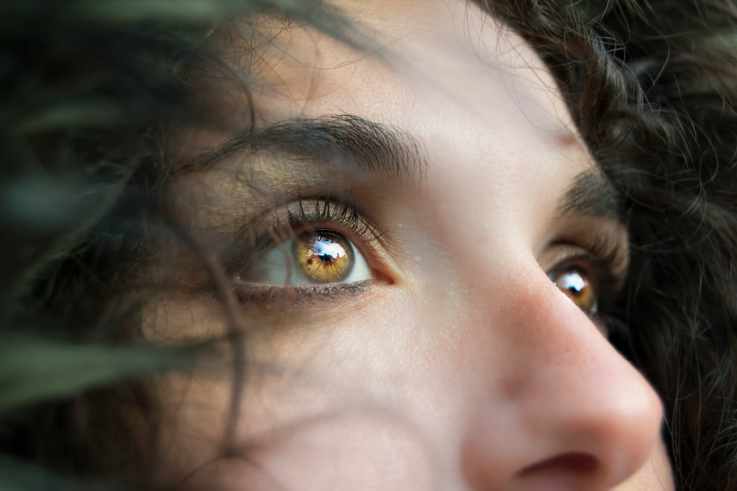 Gros plan sur une femme | Source : Unsplash