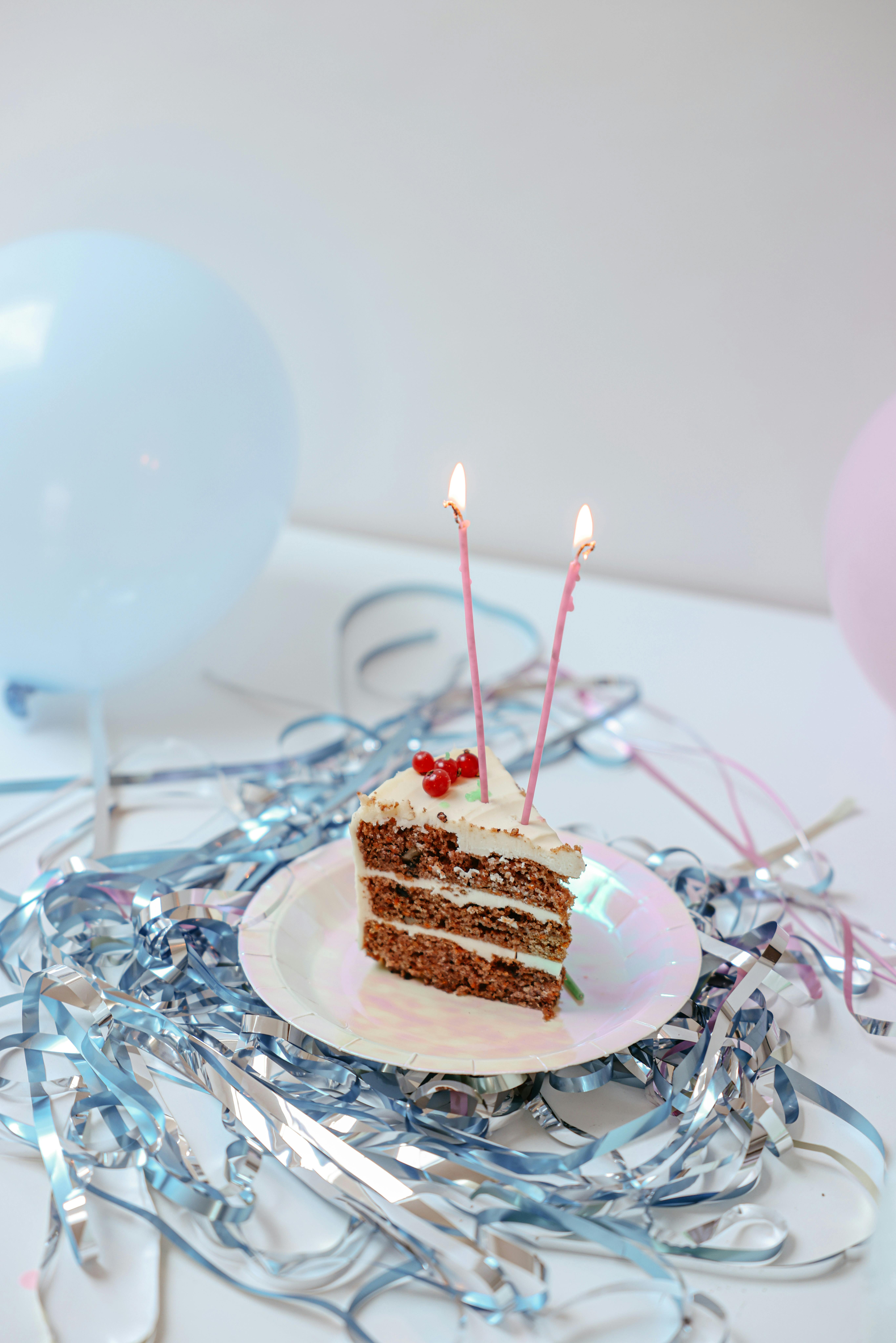 Une tranche de gâteau d'anniversaire | Source : Pexels