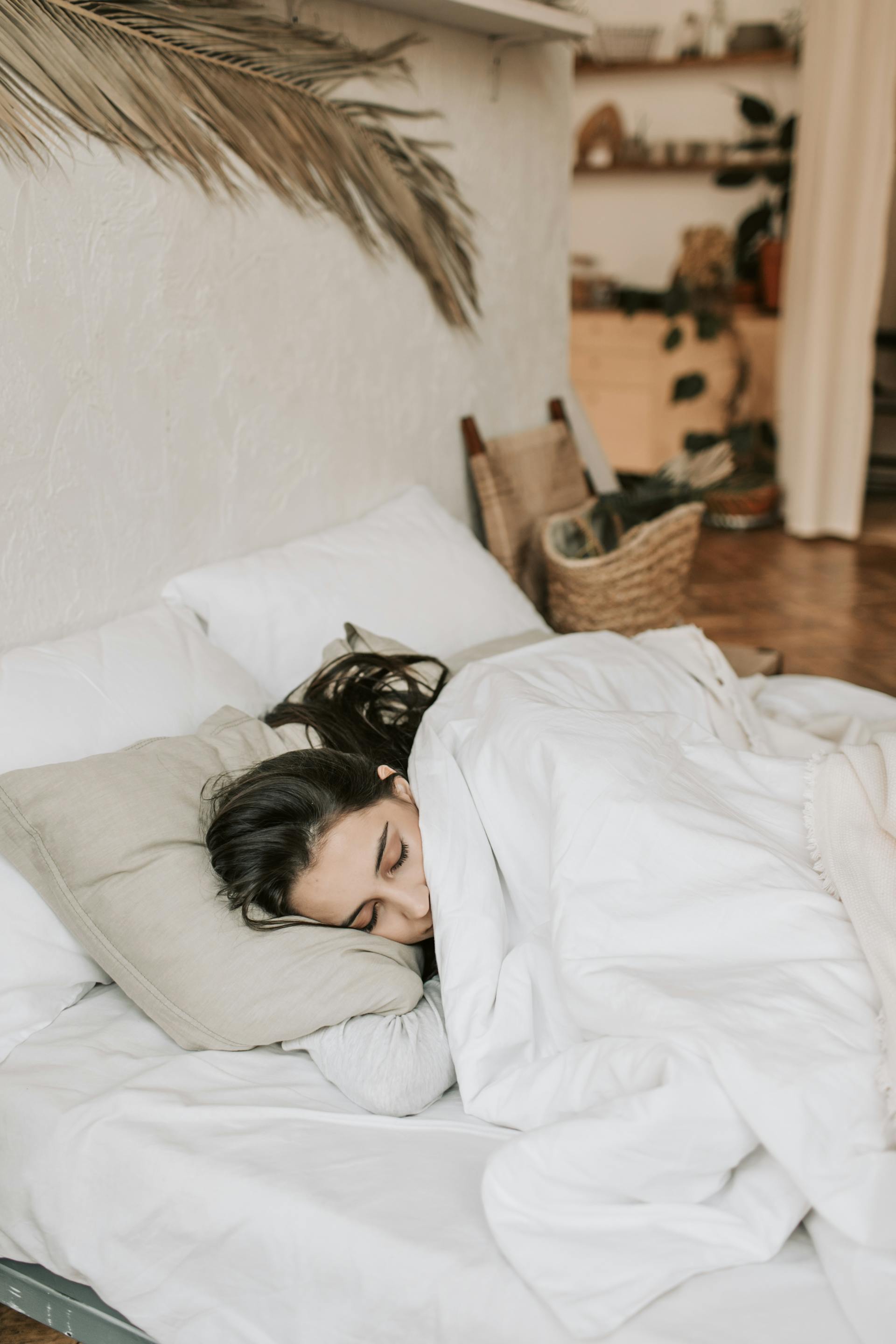 Une femme en train de dormir | Source : Pexels
