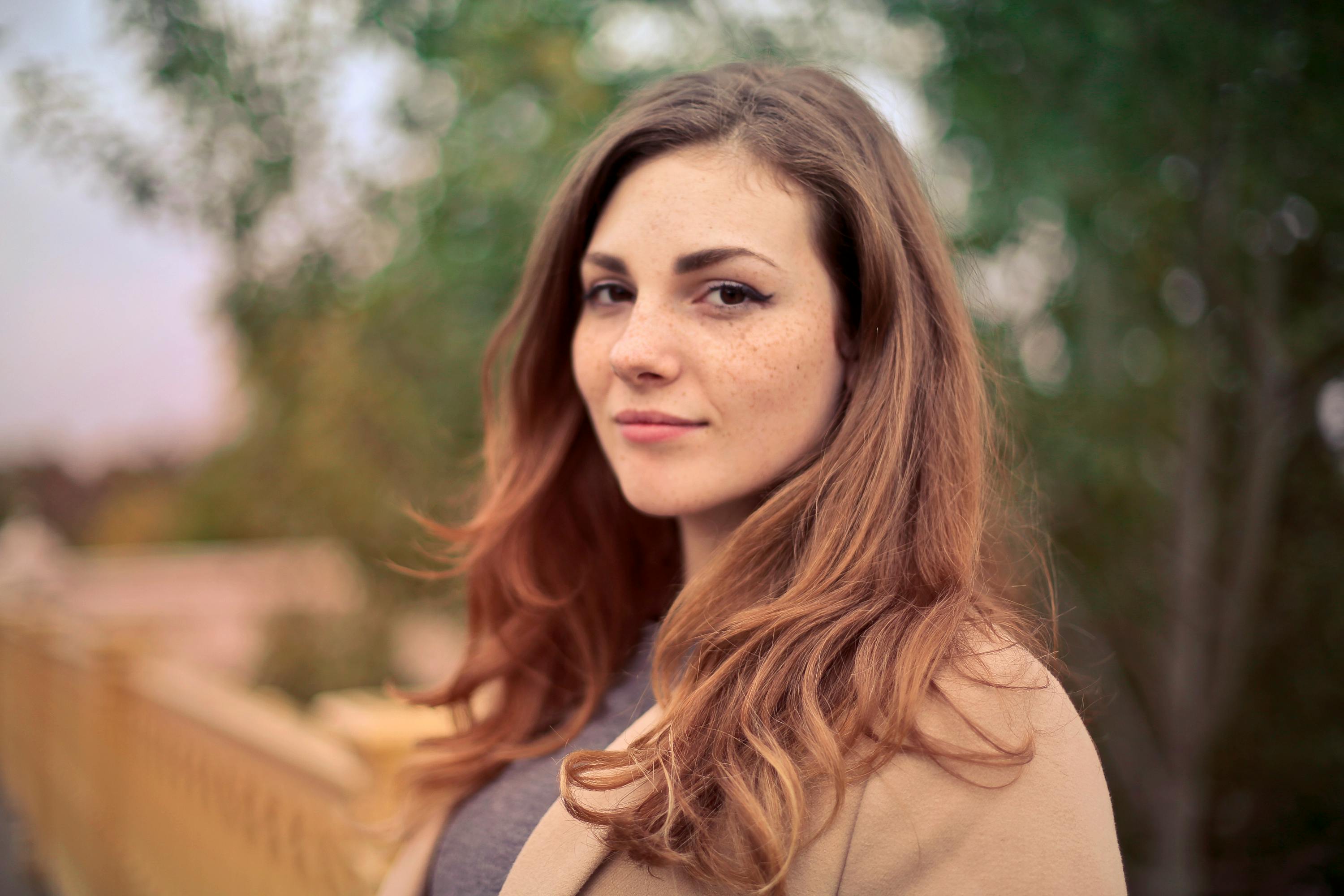 Gros plan sur une jeune femme | Source : Pexels