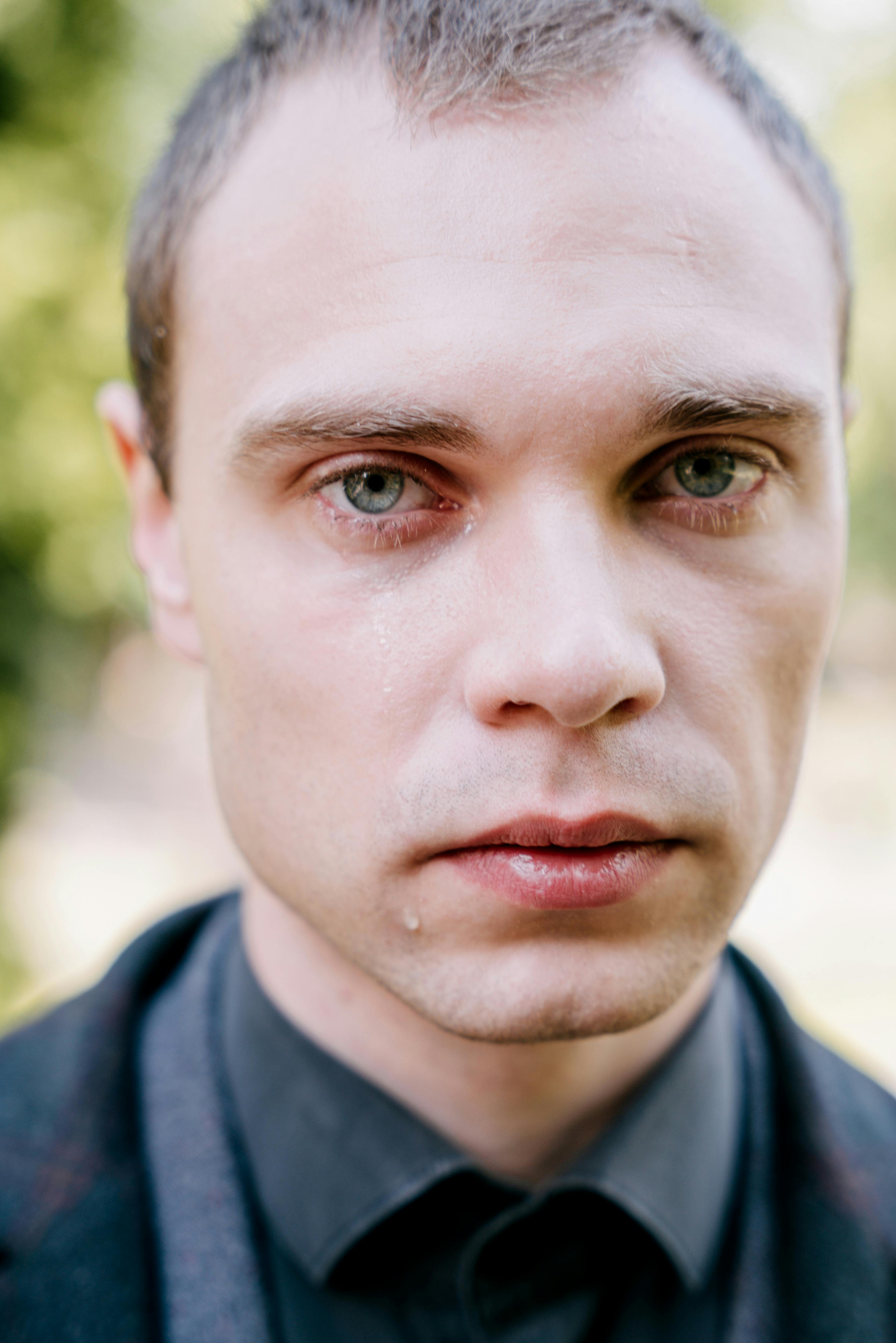 Un homme émotif | Source : Pexels