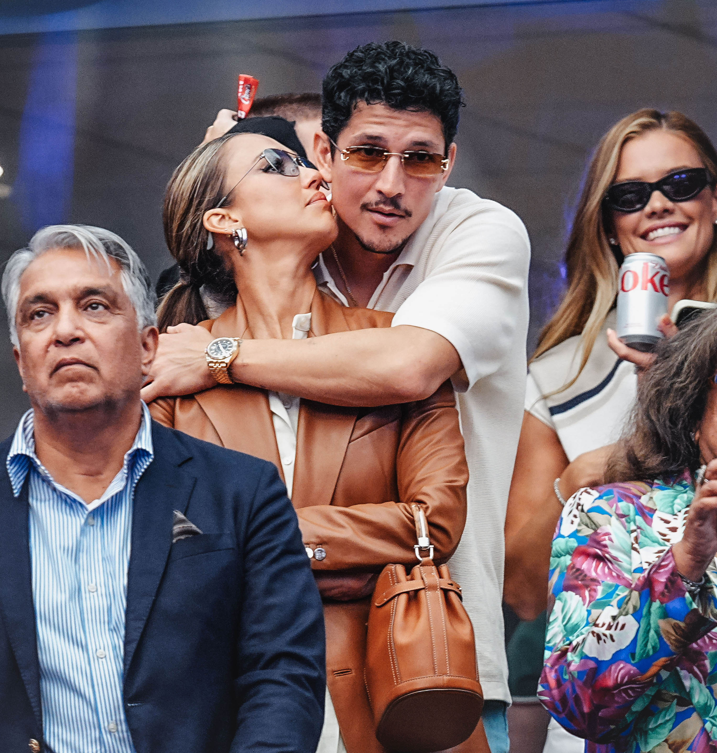 Alba et Ramirez assistent à la finale simple messieurs lors de la 15e journée des championnats de tennis de l'US Open 2025, au centre national de tennis USTA Billie Jean King, le 7 septembre 2025, à Flushing Meadows, dans le Queens, à New York.