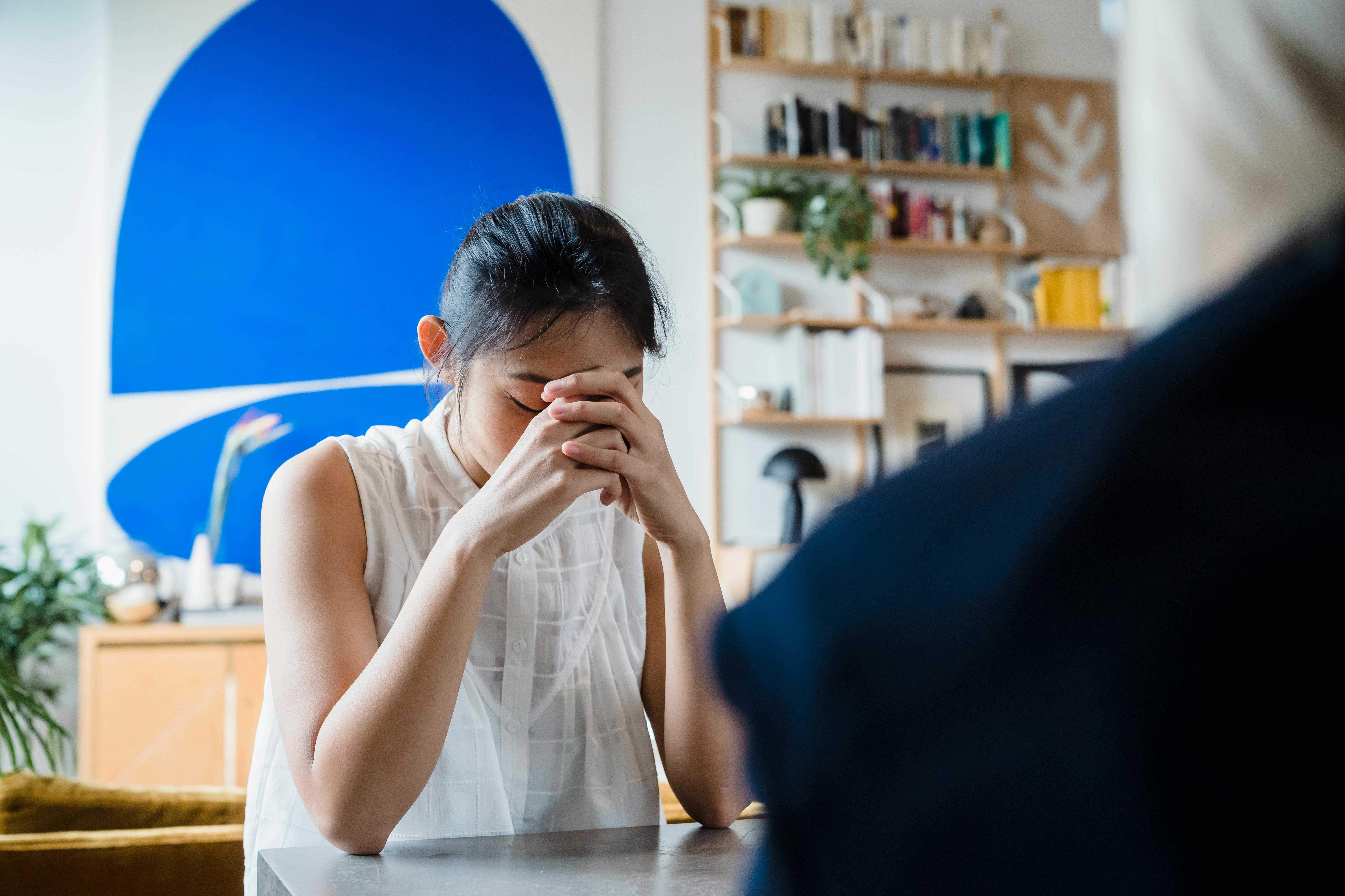 Femme inquiète | Source : Pexels