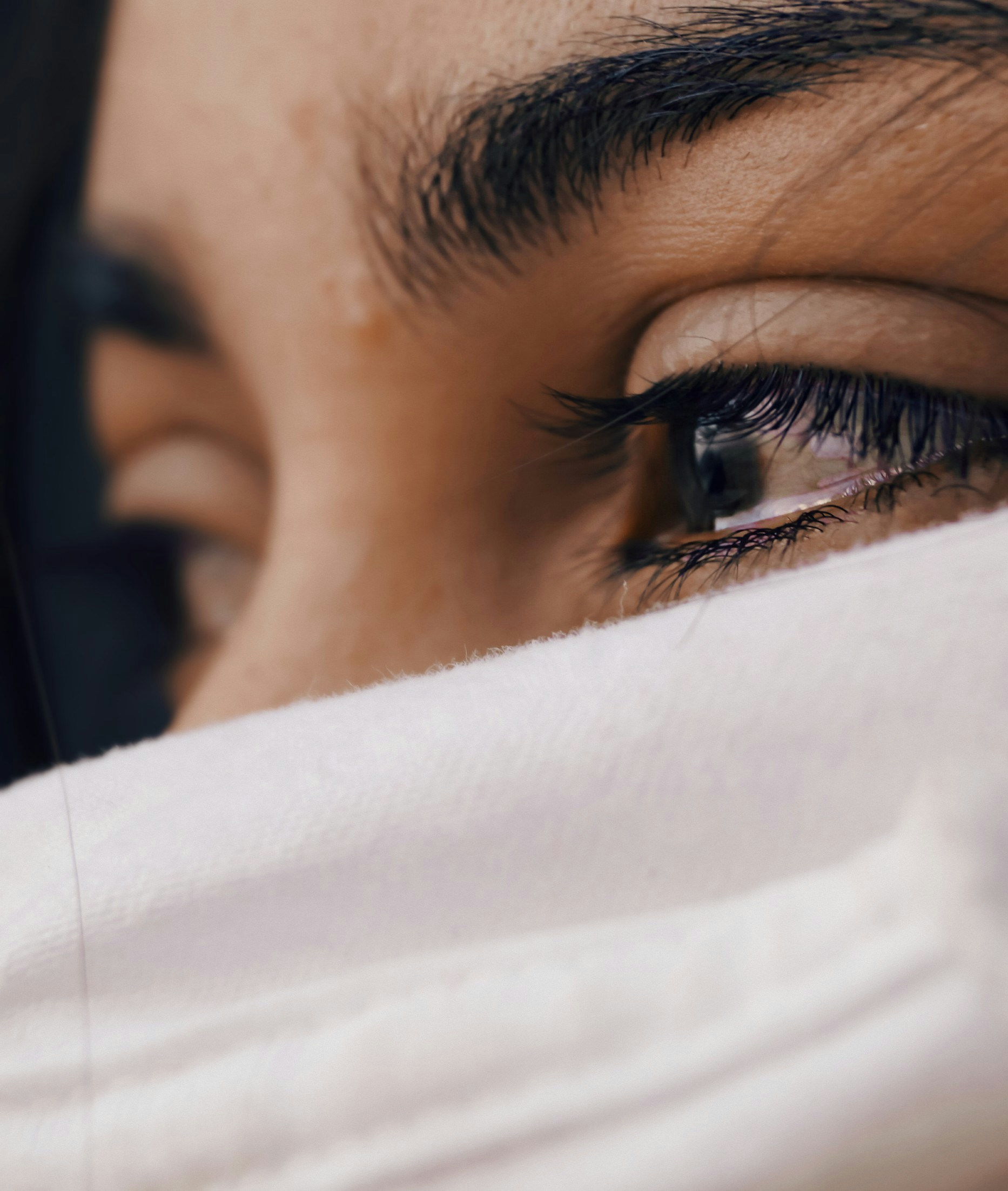 Une femme triste en larmes | Source : Unsplash