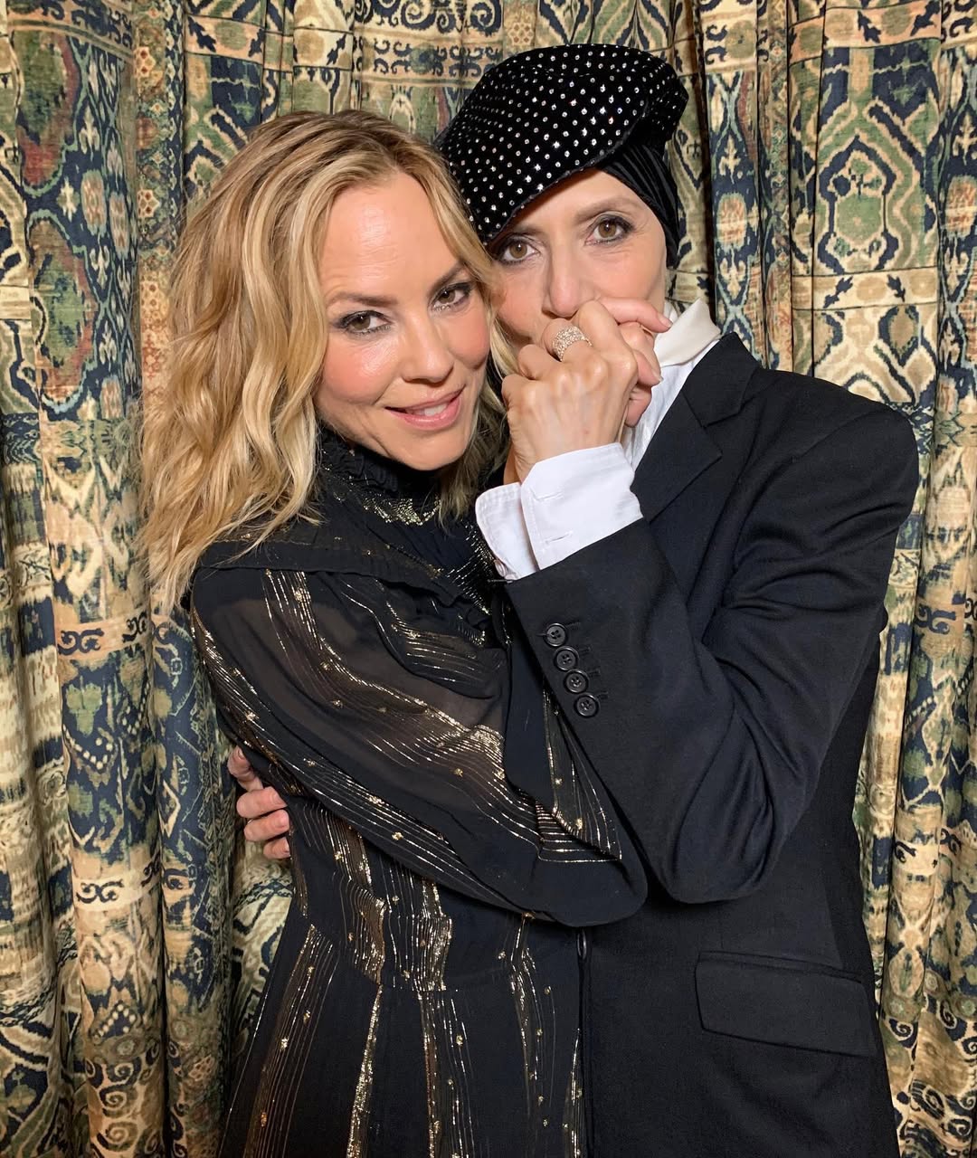 Maria Bello et Dominique Crenn d'après un post daté du 10 décembre 2019. | Source : Instagram/officialmariabello