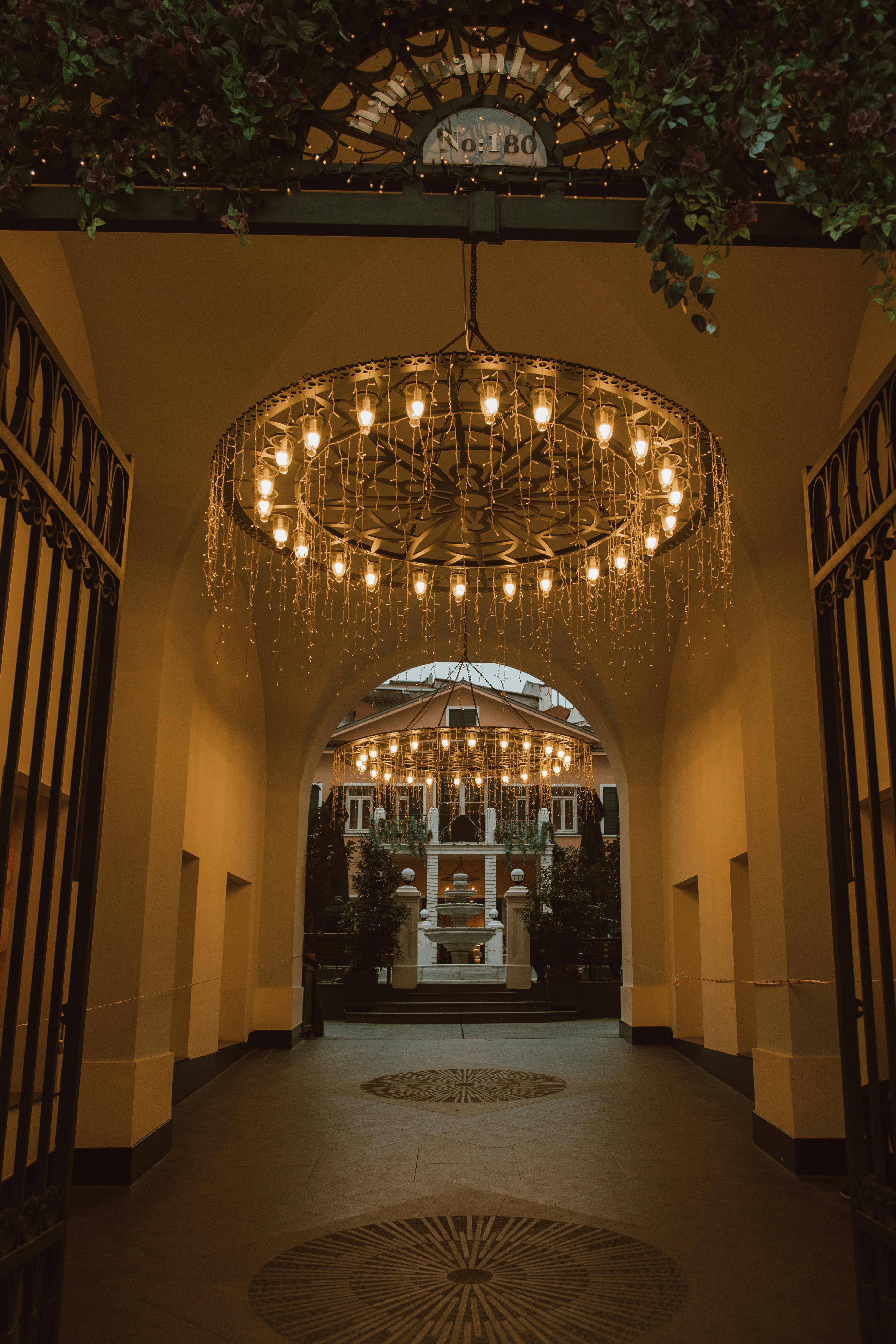 Le foyer d'un manoir | Source : Pexels