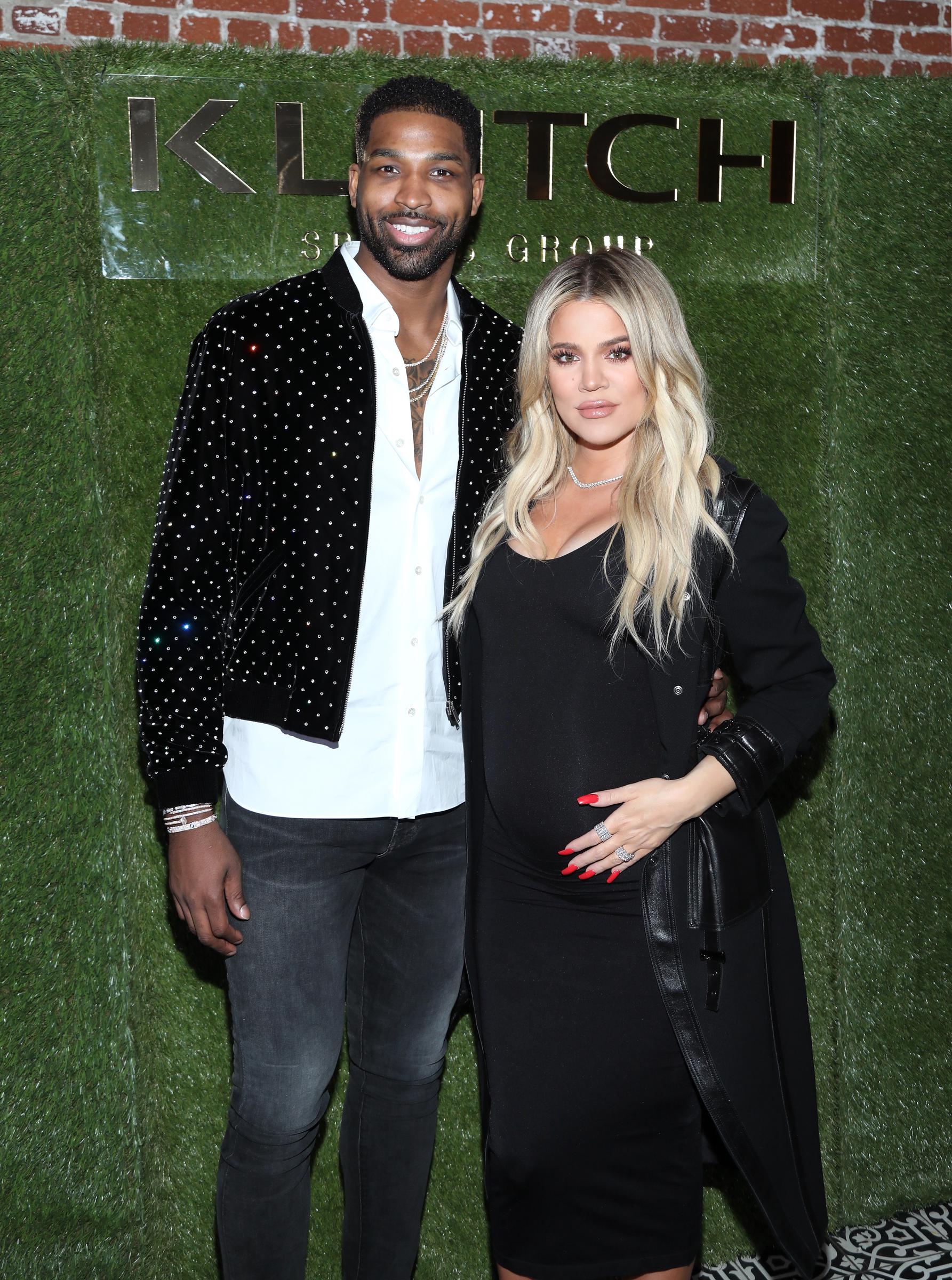 Tristan Thompson et Khloé Kardashian lors du dîner « More Than A Game » organisé par Klutch Sports Group le 17 février 2018 à Los Angeles, en Californie. | Source : Getty Images