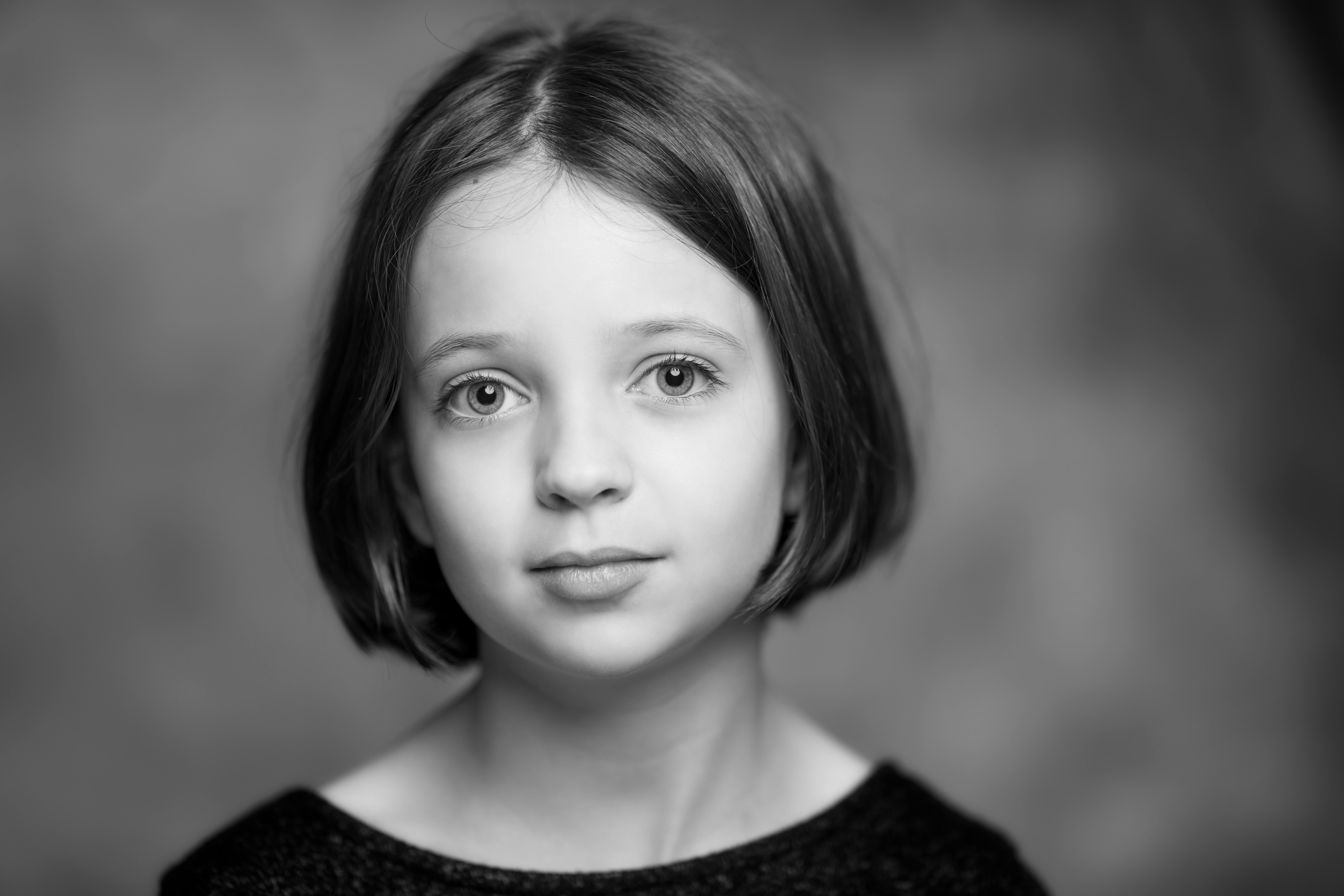 Une petite fille souriante | Source : Pexels