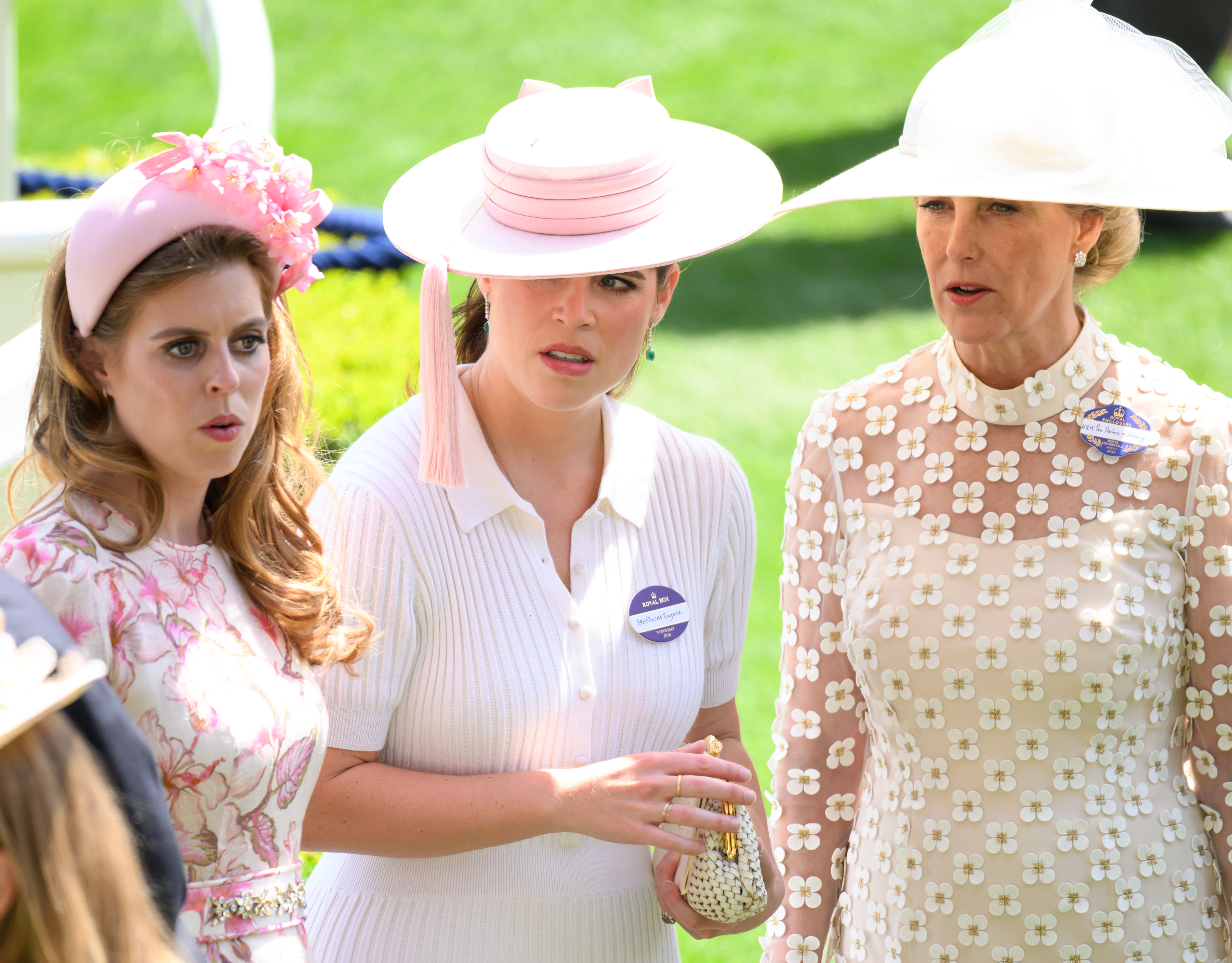 La princesse Beatrice d'York, la princesse Eugenie d'York et Sophie, duchesse d'Édimbourg, lors de la deuxième journée du Royal Ascot 2024, le 19 juin en Angleterre. | Source : Getty Images