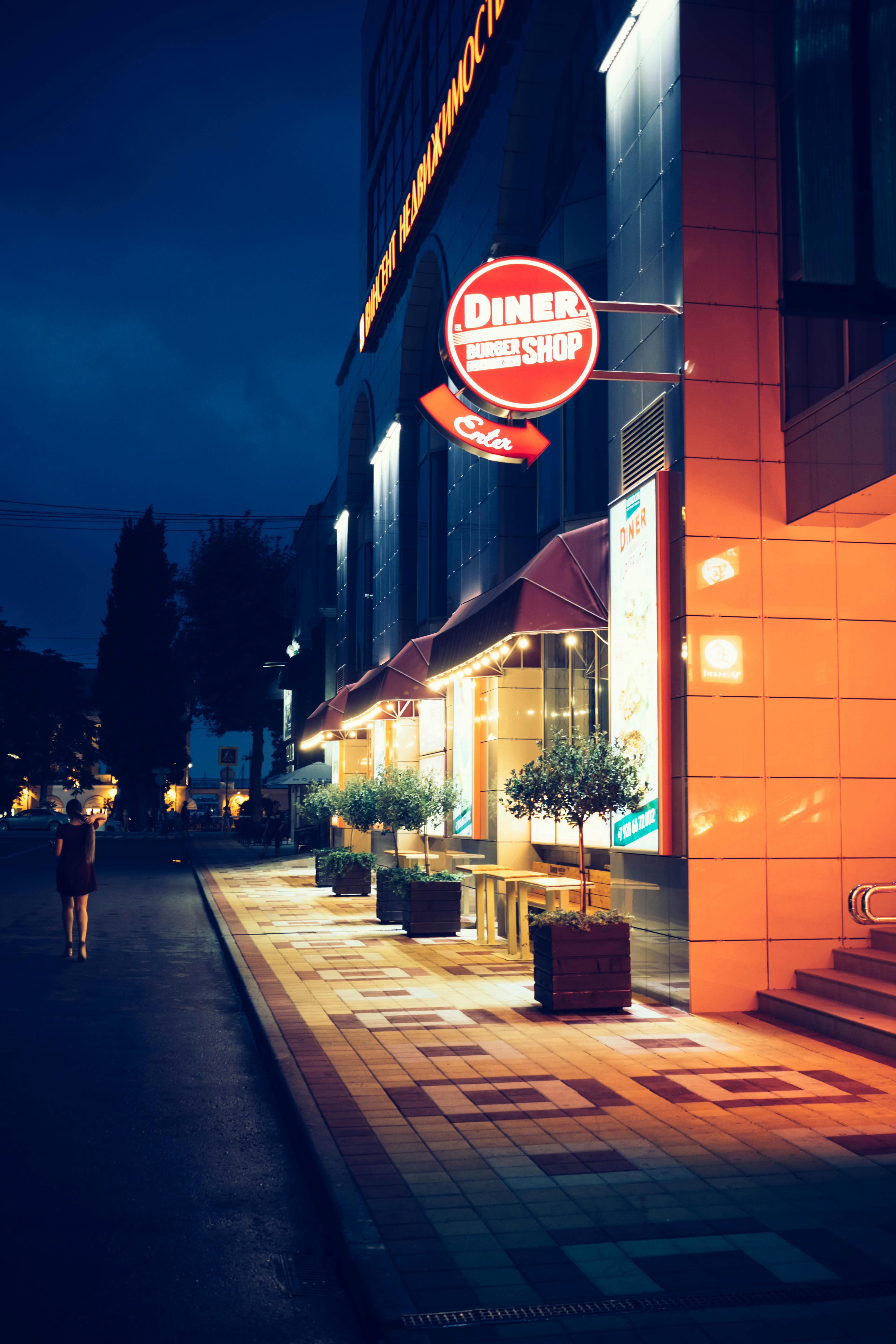 L’extérieur d’un restaurant | Source : Pexels