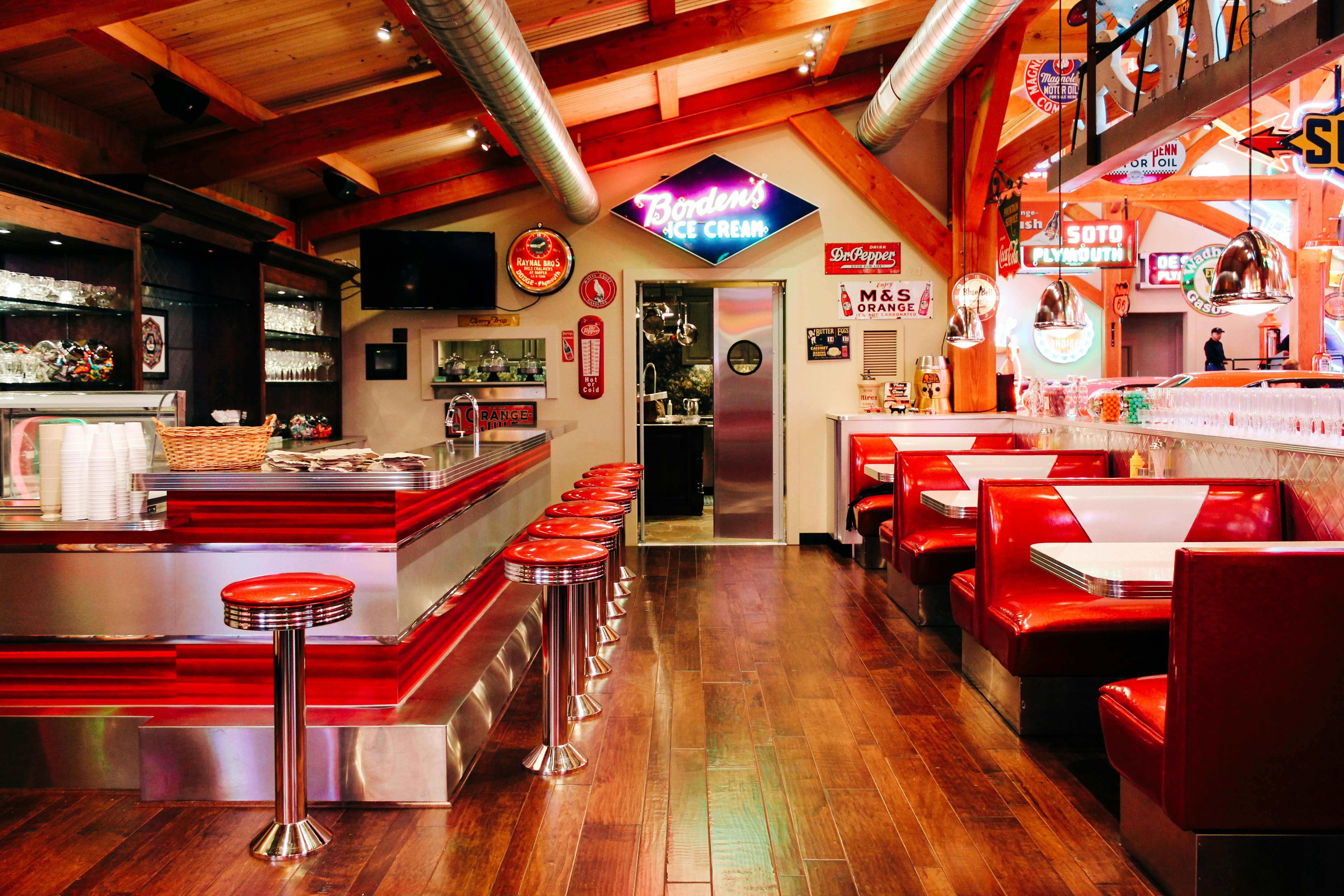 L'intérieur d'un restaurant | Source : Unsplash