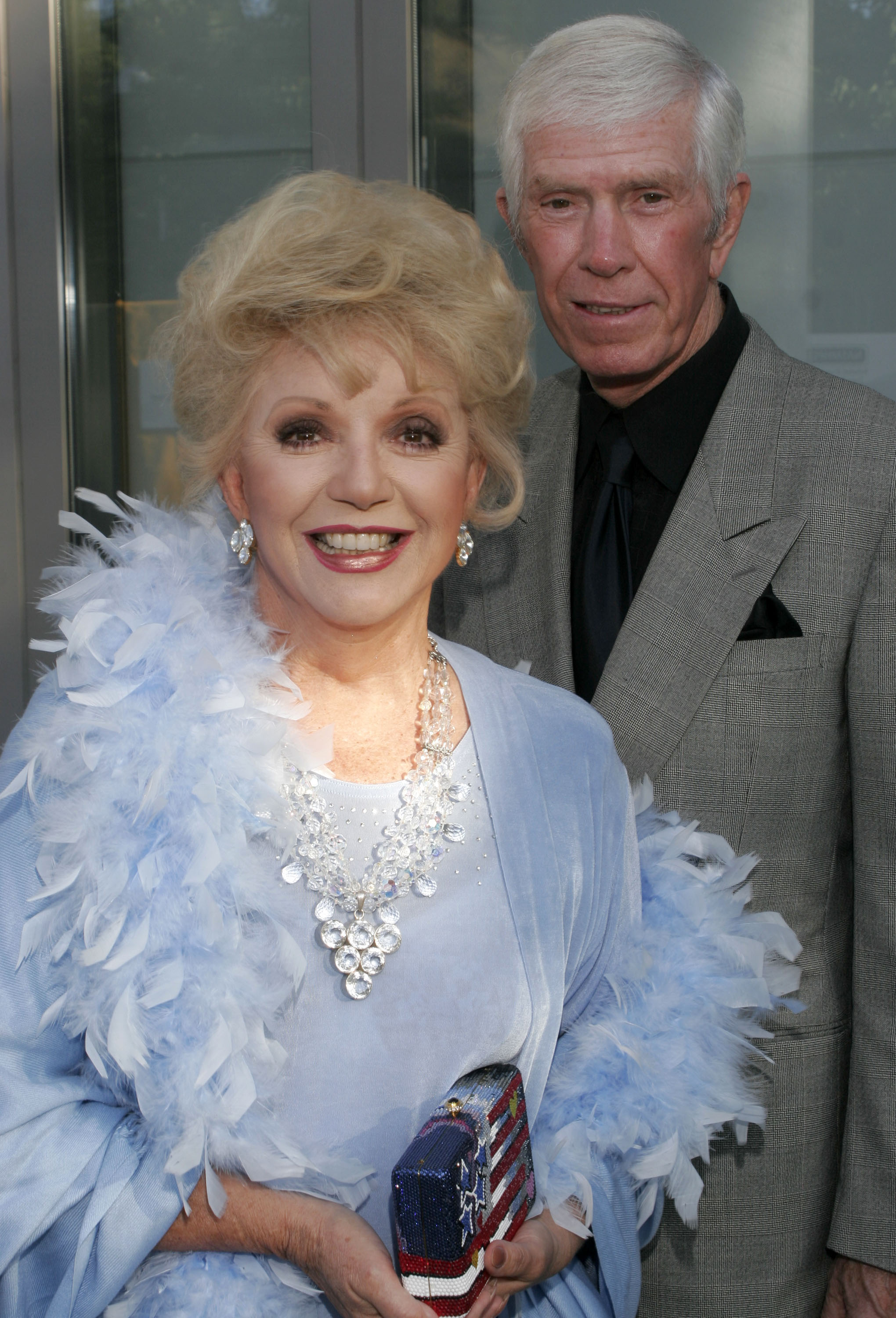 L'actrice et Webb Lowe lors de la deuxième édition des Voice Awards le 23 août 2006 | Source : Getty Images