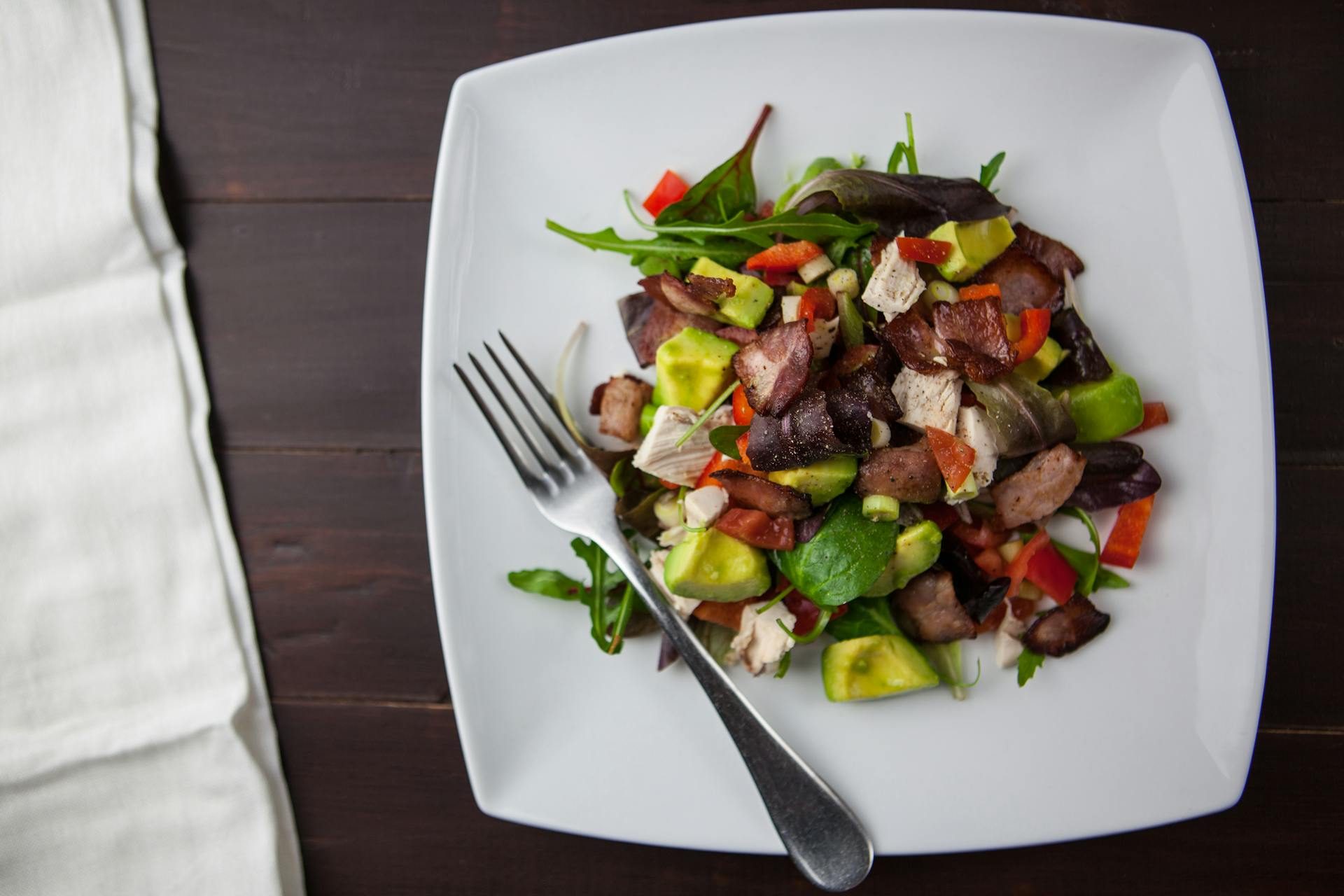 Une fourchette sur une assiette de nourriture | Source : Pexels